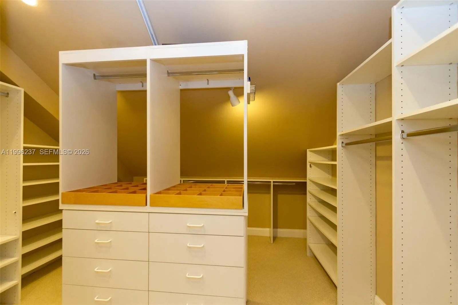 888 Brickell Key Dr Ph2802, Miami, Florida 33131, Miami, Florida 33131, 3 Bedrooms Bedrooms, ,4 BathroomsBathrooms,Residential,For Sale,888 Brickell Key Dr Ph2802, Miami, Florida 33131,A11996237