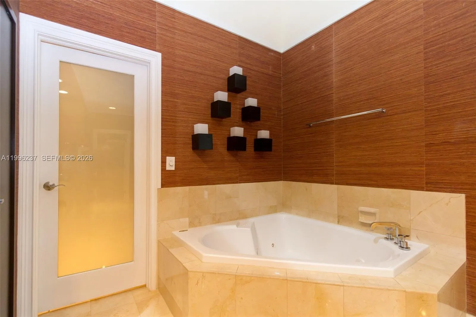 888 Brickell Key Dr Ph2802, Miami, Florida 33131, Miami, Florida 33131, 3 Bedrooms Bedrooms, ,4 BathroomsBathrooms,Residential,For Sale,888 Brickell Key Dr Ph2802, Miami, Florida 33131,A11996237