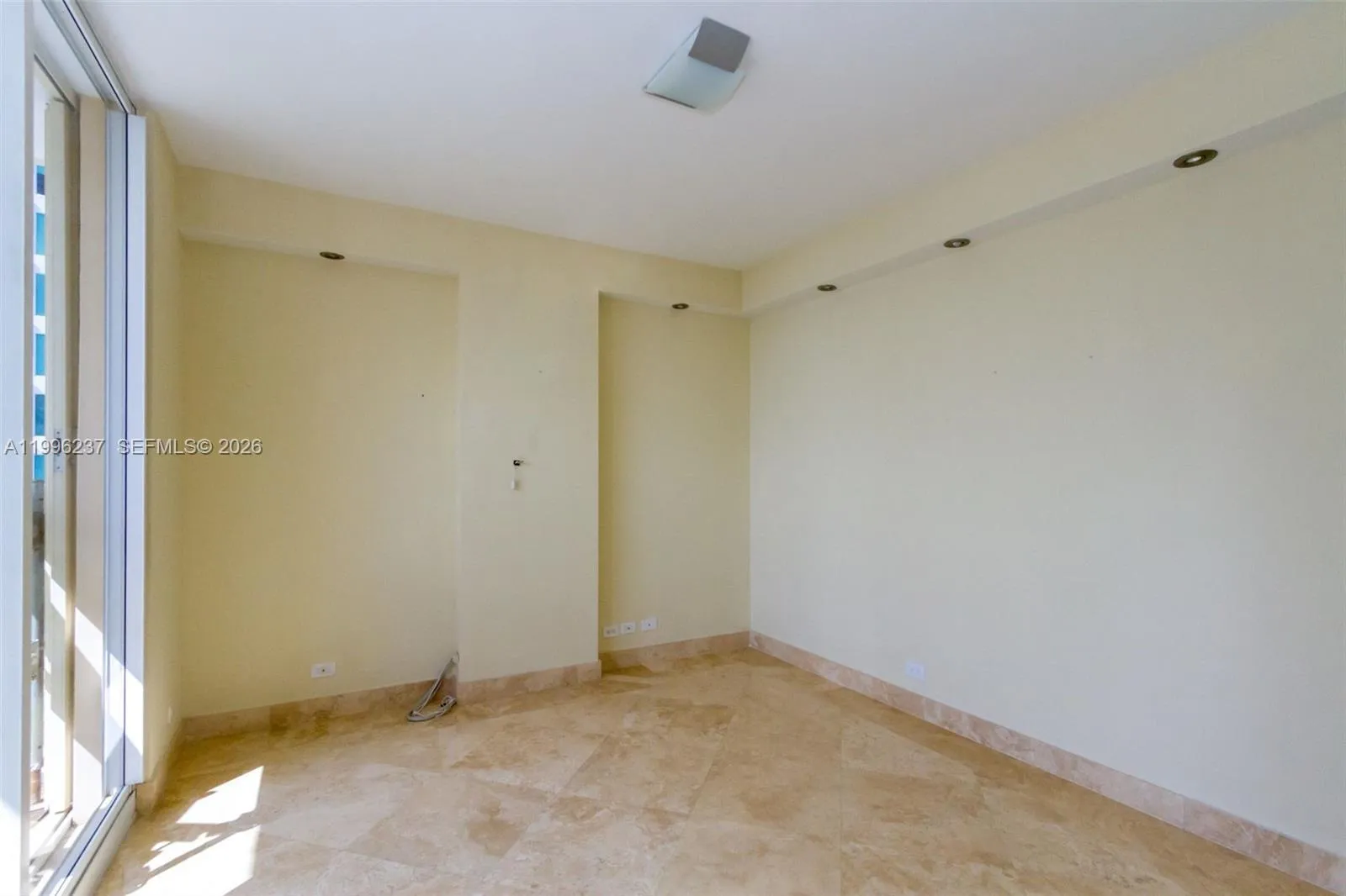 888 Brickell Key Dr Ph2802, Miami, Florida 33131, Miami, Florida 33131, 3 Bedrooms Bedrooms, ,4 BathroomsBathrooms,Residential,For Sale,888 Brickell Key Dr Ph2802, Miami, Florida 33131,A11996237