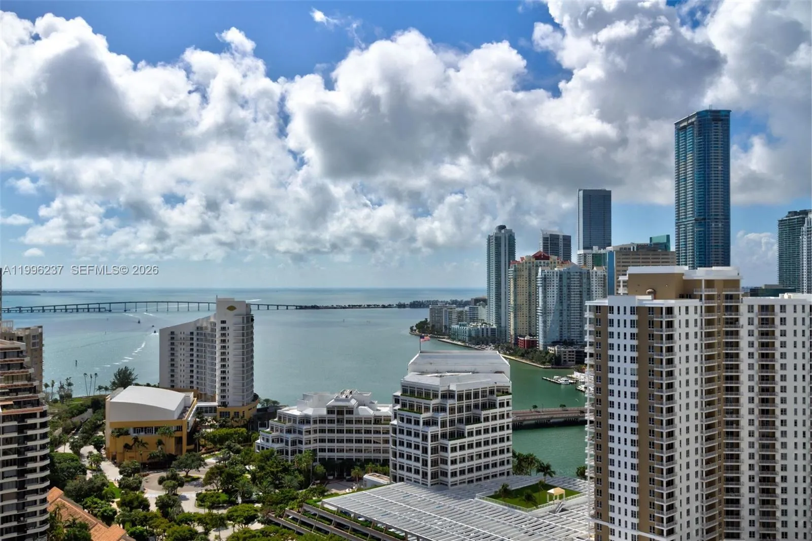888 Brickell Key Dr Ph2802, Miami, Florida 33131, Miami, Florida 33131, 3 Bedrooms Bedrooms, ,4 BathroomsBathrooms,Residential,For Sale,888 Brickell Key Dr Ph2802, Miami, Florida 33131,A11996237