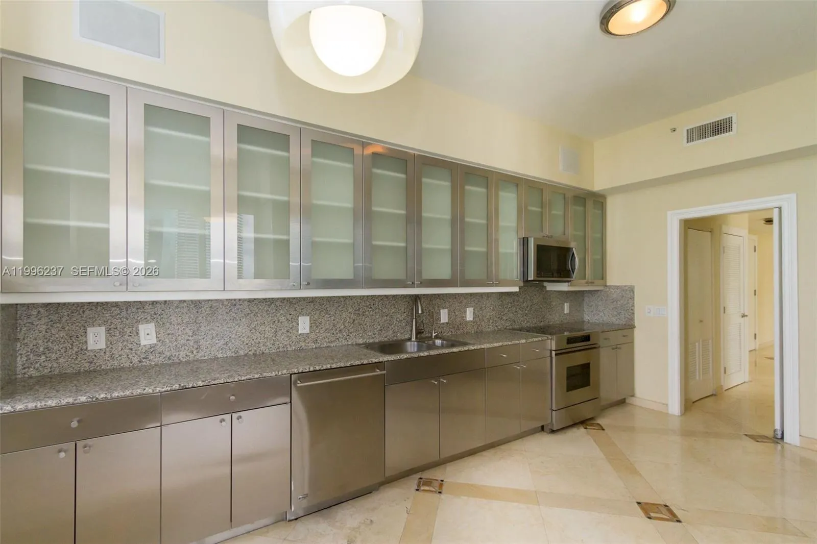 888 Brickell Key Dr Ph2802, Miami, Florida 33131, Miami, Florida 33131, 3 Bedrooms Bedrooms, ,4 BathroomsBathrooms,Residential,For Sale,888 Brickell Key Dr Ph2802, Miami, Florida 33131,A11996237