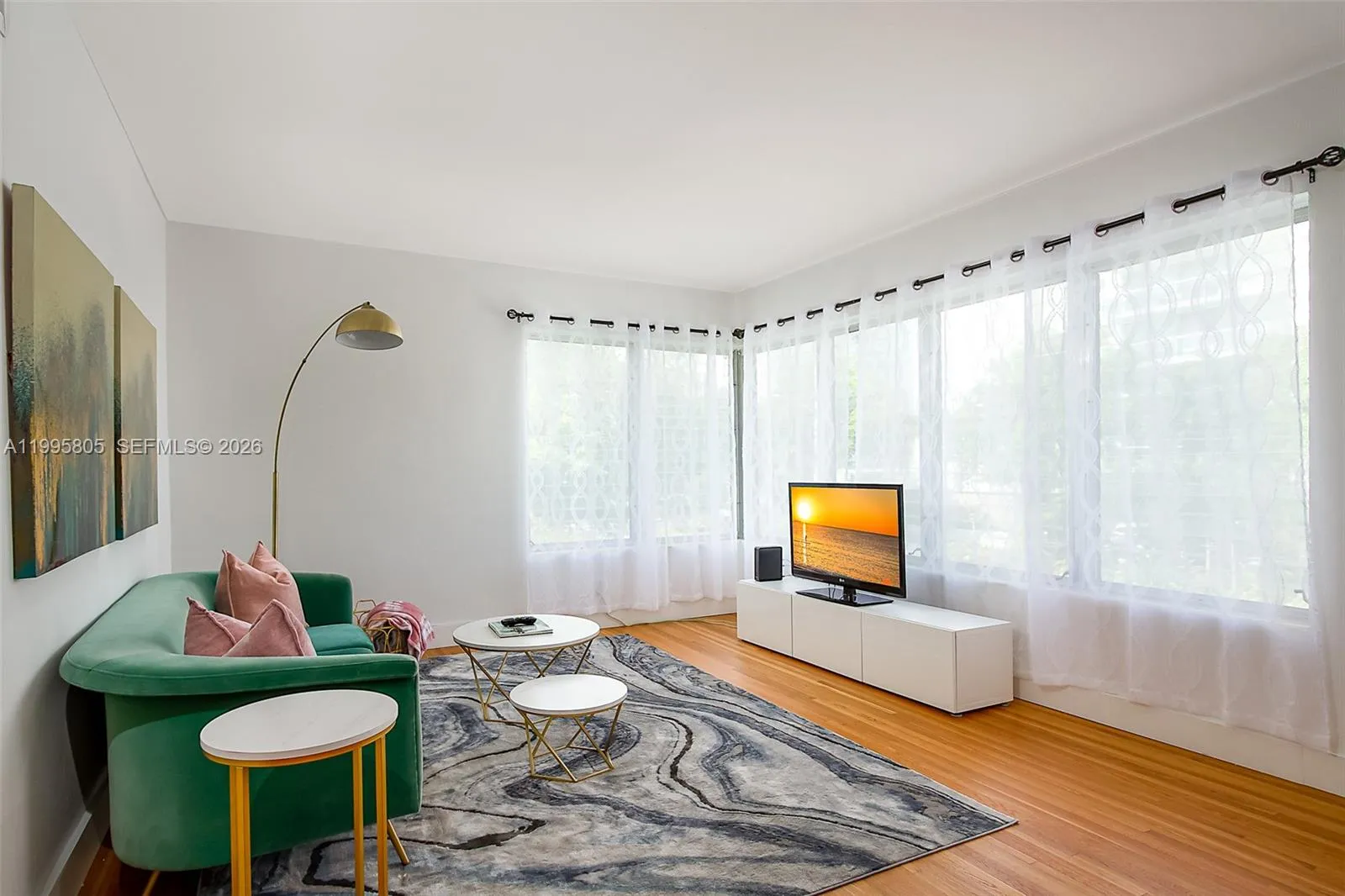 10081 W Bay Harbor Dr 4, Bay Harbor Islands, Flori, Bay Harbor Islands, Florida 33154, 2 Bedrooms Bedrooms, ,2 BathroomsBathrooms,Residential Lease,For Rent,10081 W Bay Harbor Dr 4, Bay Harbor Islands, Flori,A11995805