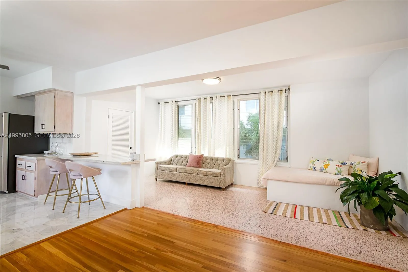 10081 W Bay Harbor Dr 4, Bay Harbor Islands, Flori, Bay Harbor Islands, Florida 33154, 2 Bedrooms Bedrooms, ,2 BathroomsBathrooms,Residential Lease,For Rent,10081 W Bay Harbor Dr 4, Bay Harbor Islands, Flori,A11995805