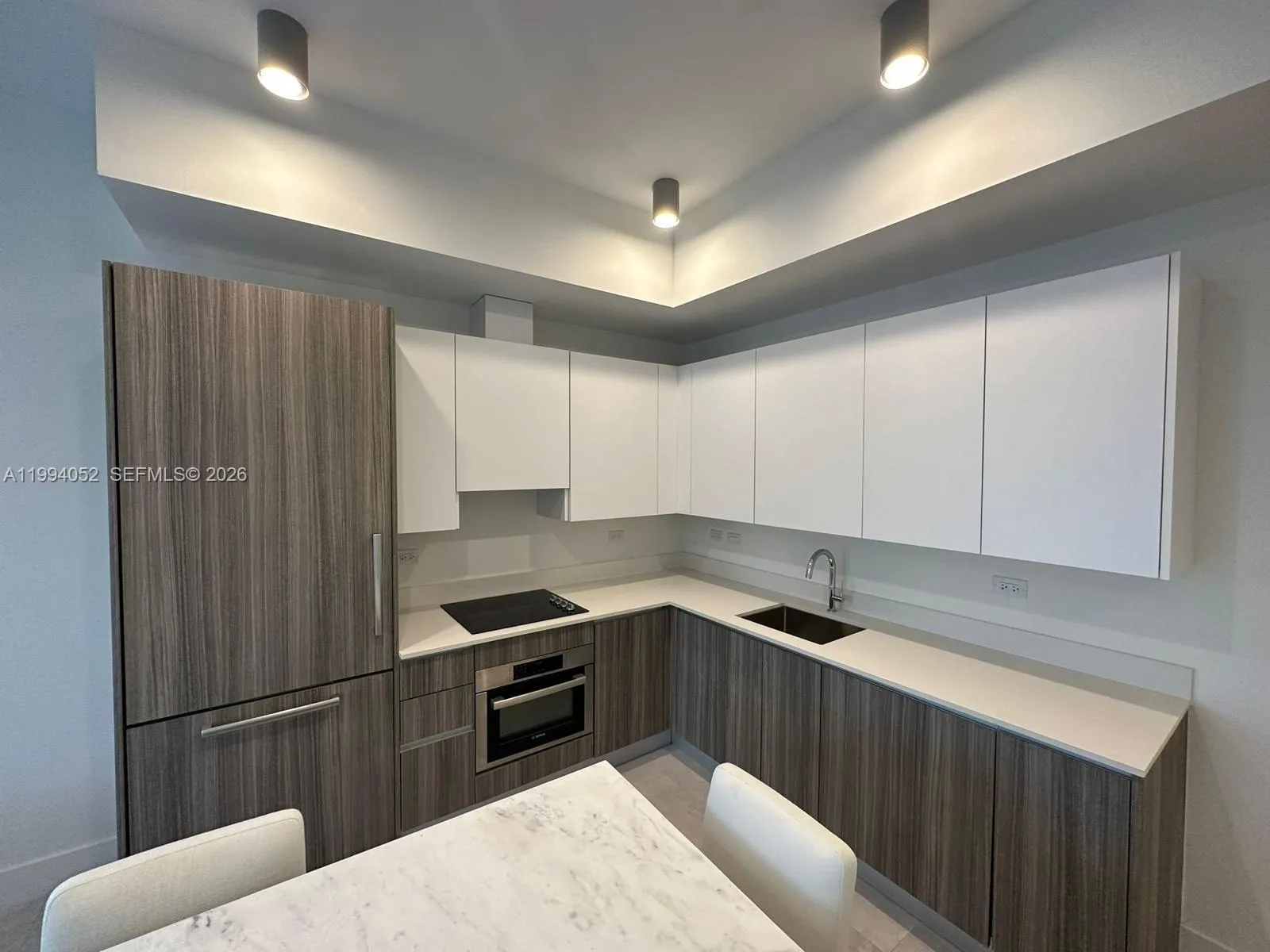 239 Sw 9th St 2002, Miami, Florida 33130, Miami, Florida 33130, 1 Bedroom Bedrooms, ,1 BathroomBathrooms,Residential Lease,For Rent,239 Sw 9th St 2002, Miami, Florida 33130,A11994052