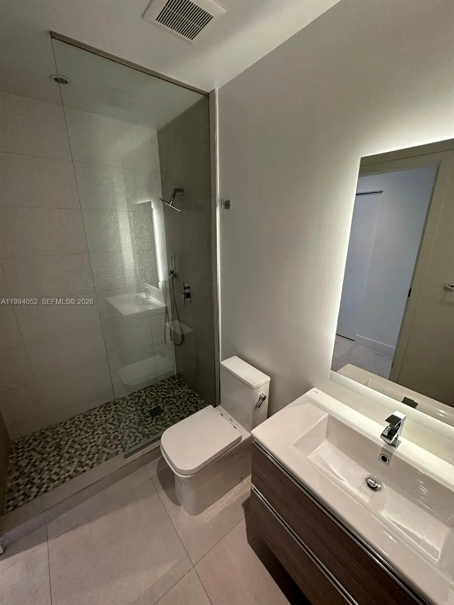 239 Sw 9th St 2002, Miami, Florida 33130, Miami, Florida 33130, 1 Bedroom Bedrooms, ,1 BathroomBathrooms,Residential Lease,For Rent,239 Sw 9th St 2002, Miami, Florida 33130,A11994052