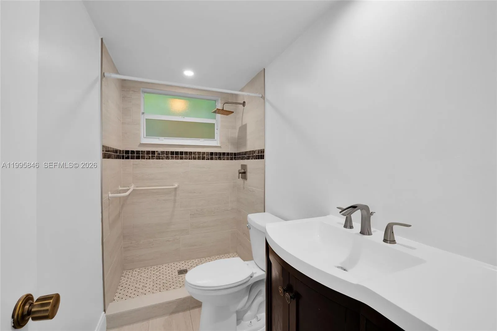 1240 Ortega Ave, Coral Gables, Florida 33134, Coral Gables, Florida 33134, 3 Bedrooms Bedrooms, ,3 BathroomsBathrooms,Residential Lease,For Rent,1240 Ortega Ave, Coral Gables, Florida 33134,A11995846