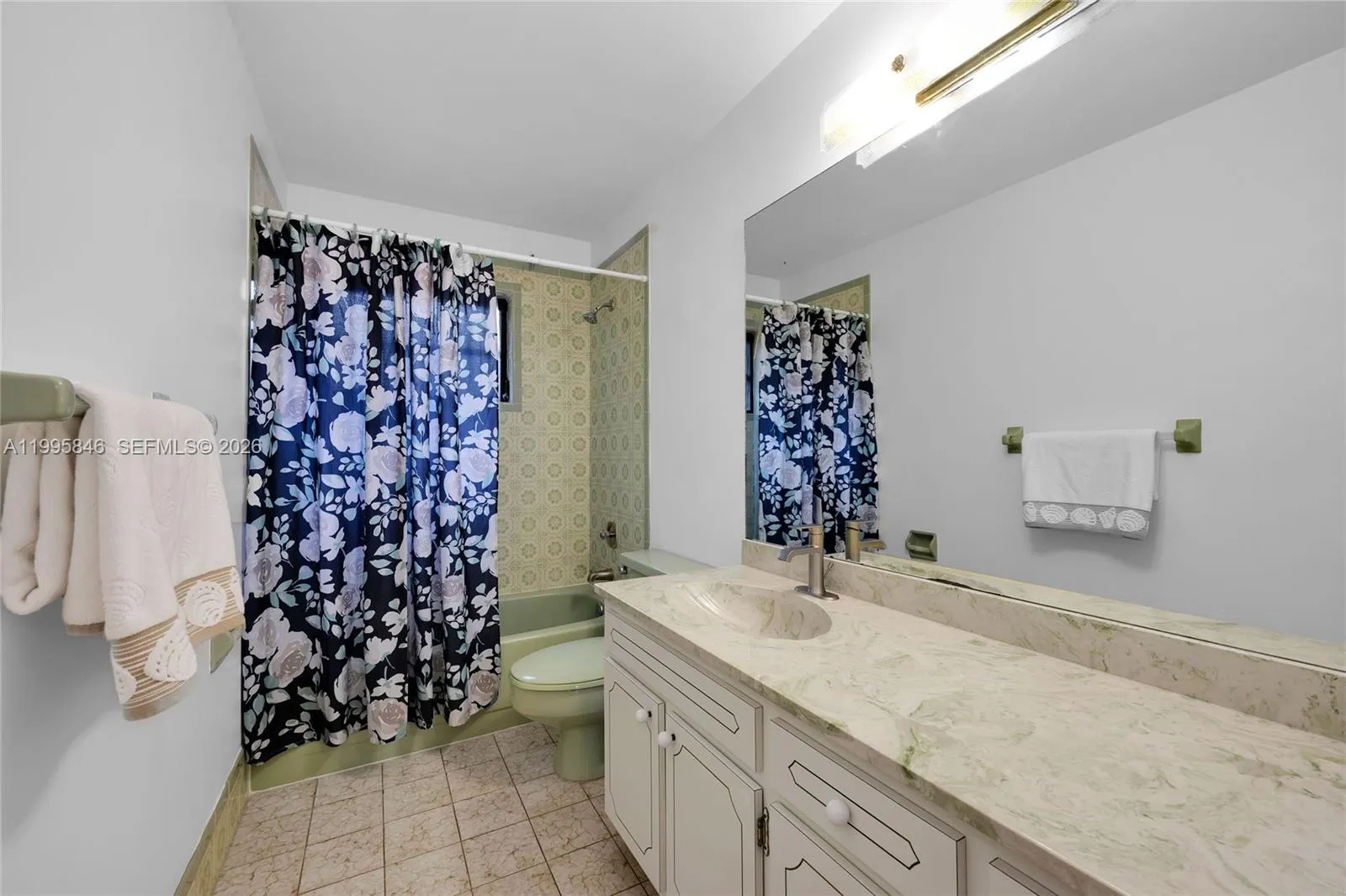 1240 Ortega Ave, Coral Gables, Florida 33134, Coral Gables, Florida 33134, 3 Bedrooms Bedrooms, ,3 BathroomsBathrooms,Residential Lease,For Rent,1240 Ortega Ave, Coral Gables, Florida 33134,A11995846