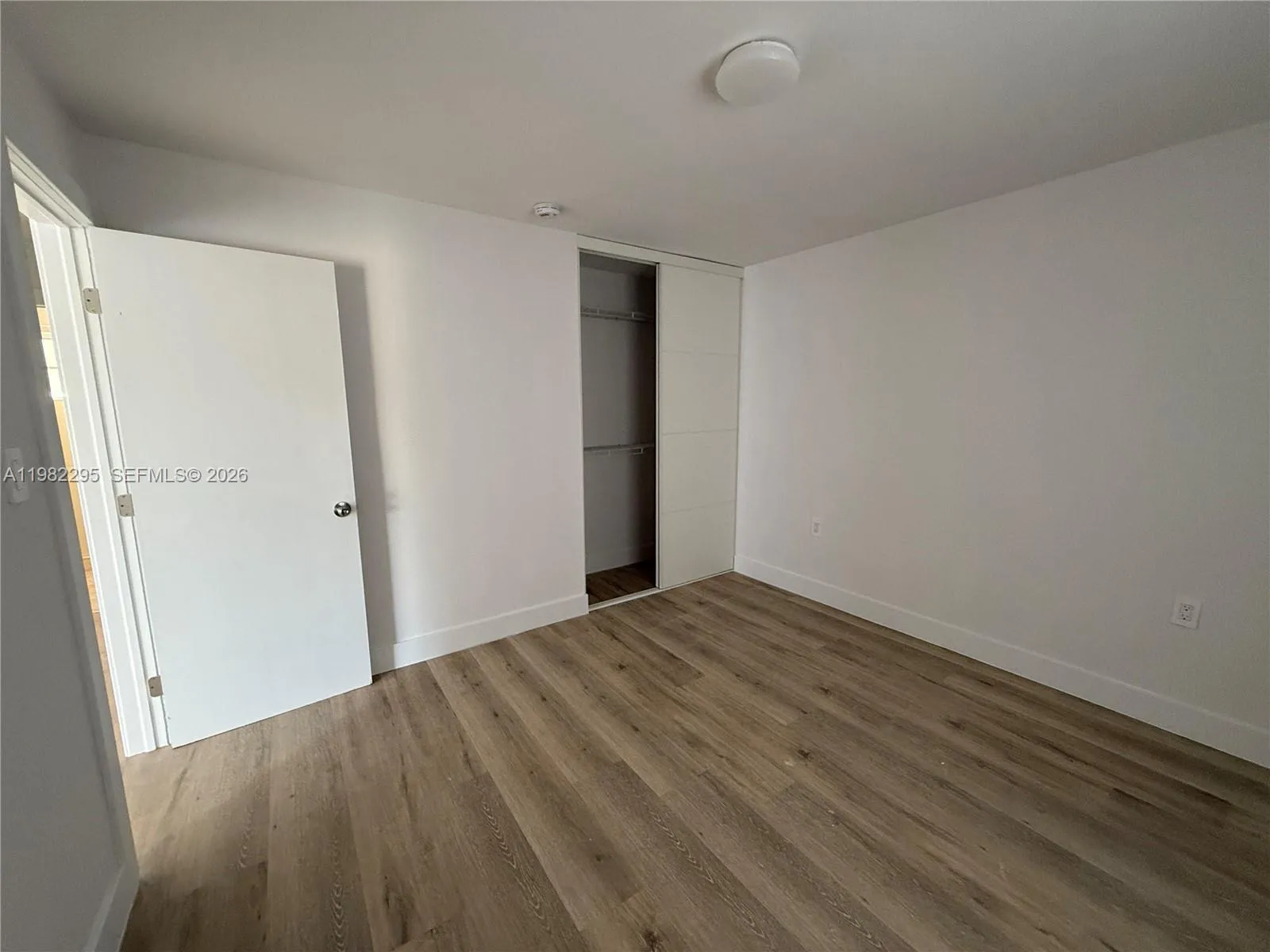1300 Ne 110th St 8, Miami, Florida 33161, Miami, Florida 33161, 1 Bedroom Bedrooms, ,1 BathroomBathrooms,Residential Lease,For Rent,1300 Ne 110th St 8, Miami, Florida 33161,A11982295