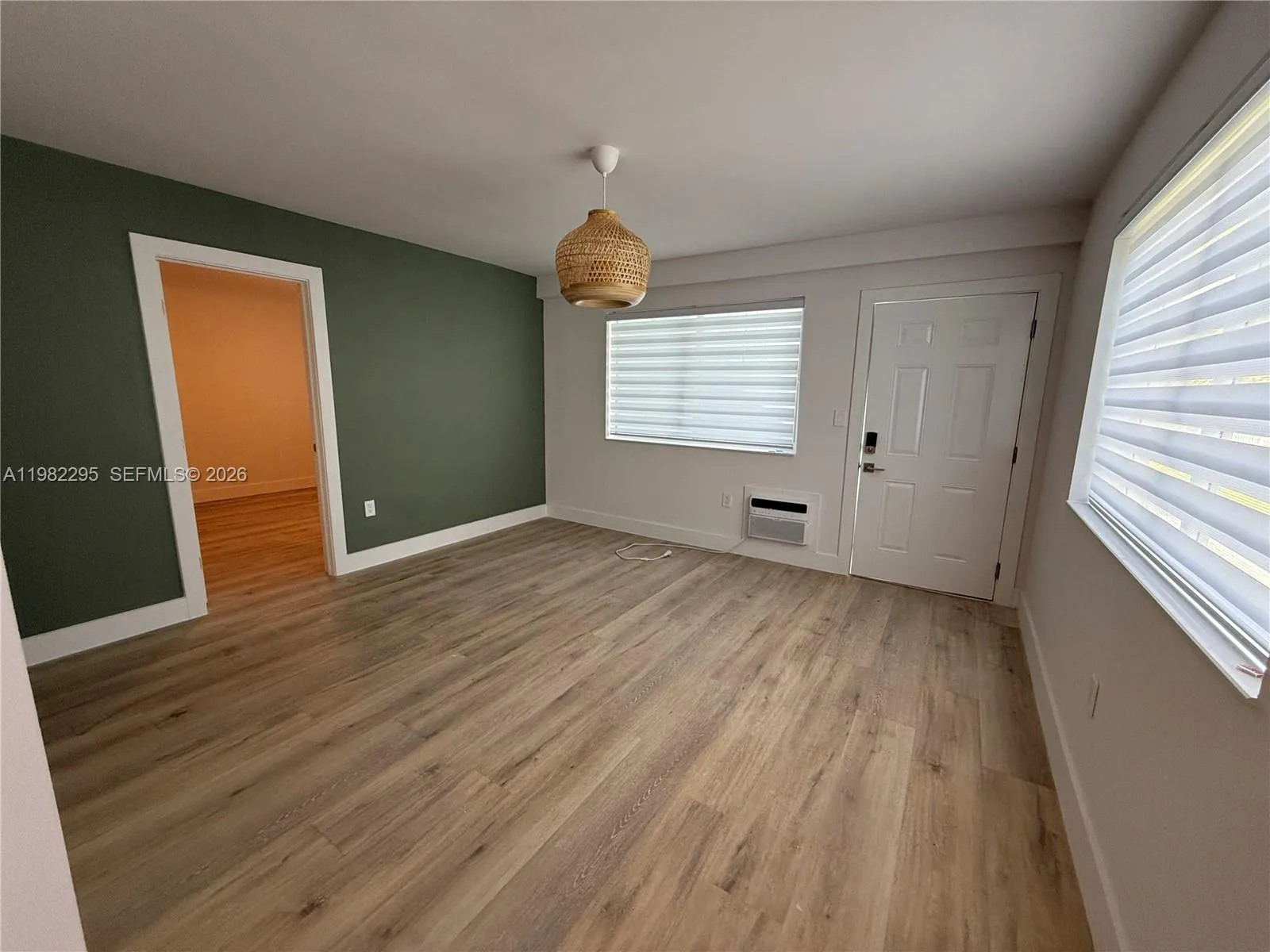 1300 Ne 110th St 8, Miami, Florida 33161, Miami, Florida 33161, 1 Bedroom Bedrooms, ,1 BathroomBathrooms,Residential Lease,For Rent,1300 Ne 110th St 8, Miami, Florida 33161,A11982295