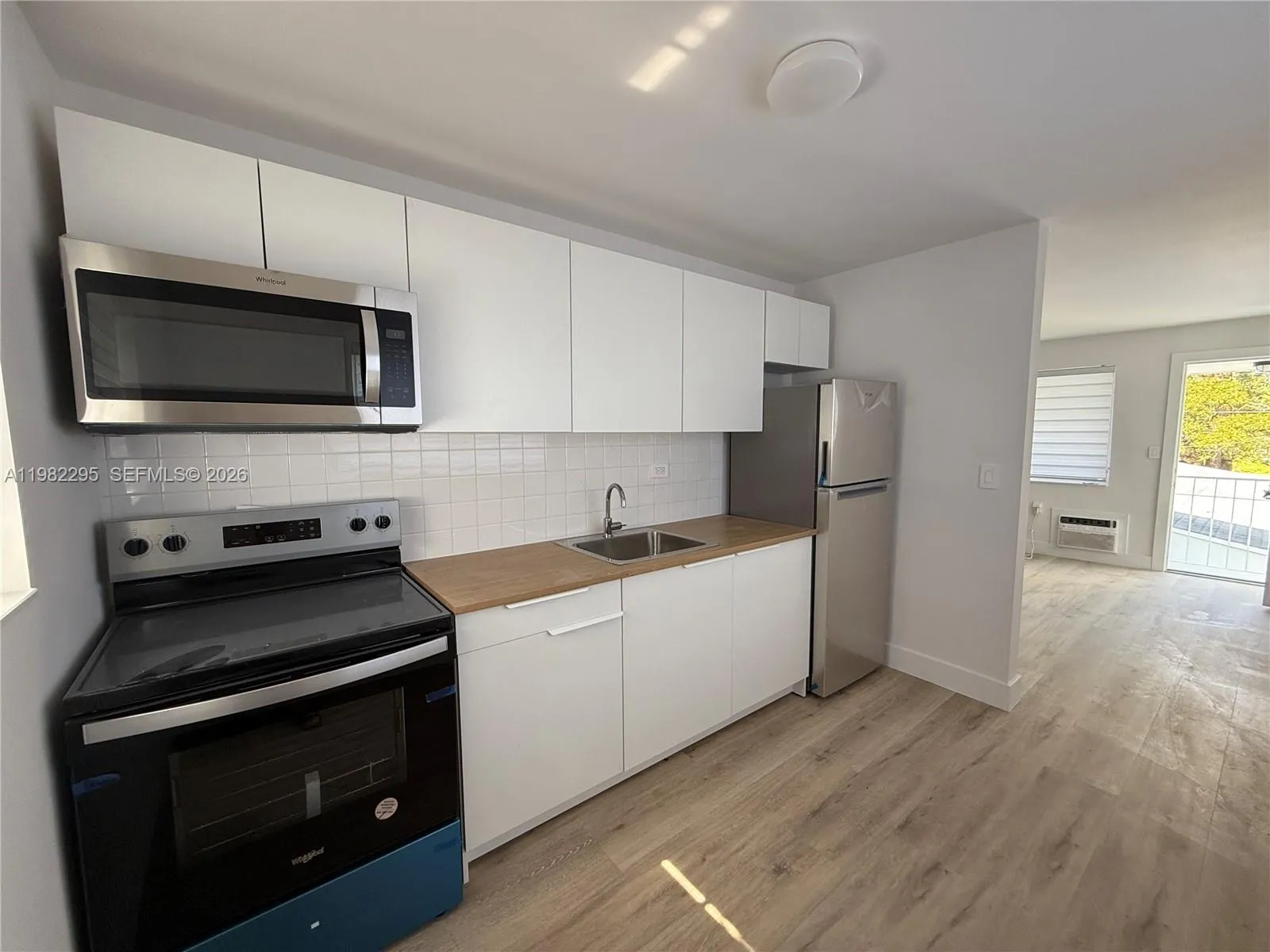 1300 Ne 110th St 8, Miami, Florida 33161, Miami, Florida 33161, 1 Bedroom Bedrooms, ,1 BathroomBathrooms,Residential Lease,For Rent,1300 Ne 110th St 8, Miami, Florida 33161,A11982295