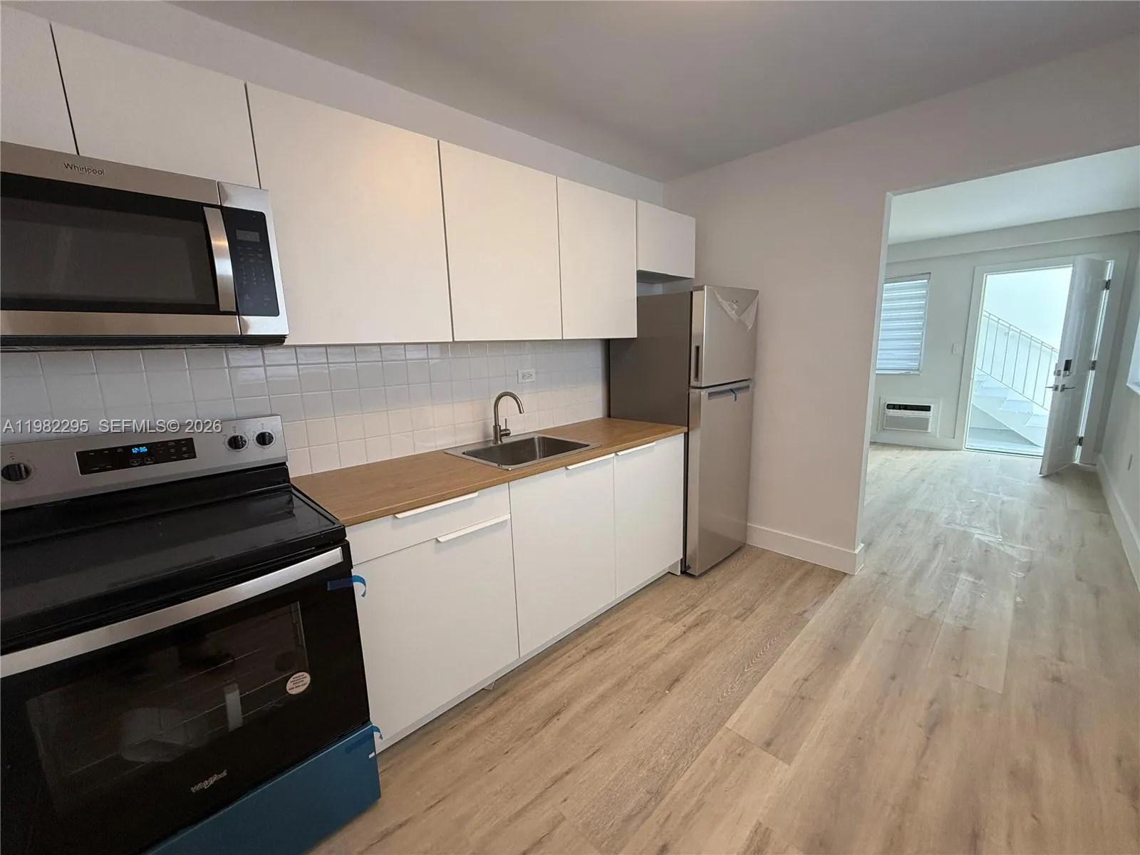 1300 Ne 110th St 8, Miami, Florida 33161, Miami, Florida 33161, 1 Bedroom Bedrooms, ,1 BathroomBathrooms,Residential Lease,For Rent,1300 Ne 110th St 8, Miami, Florida 33161,A11982295