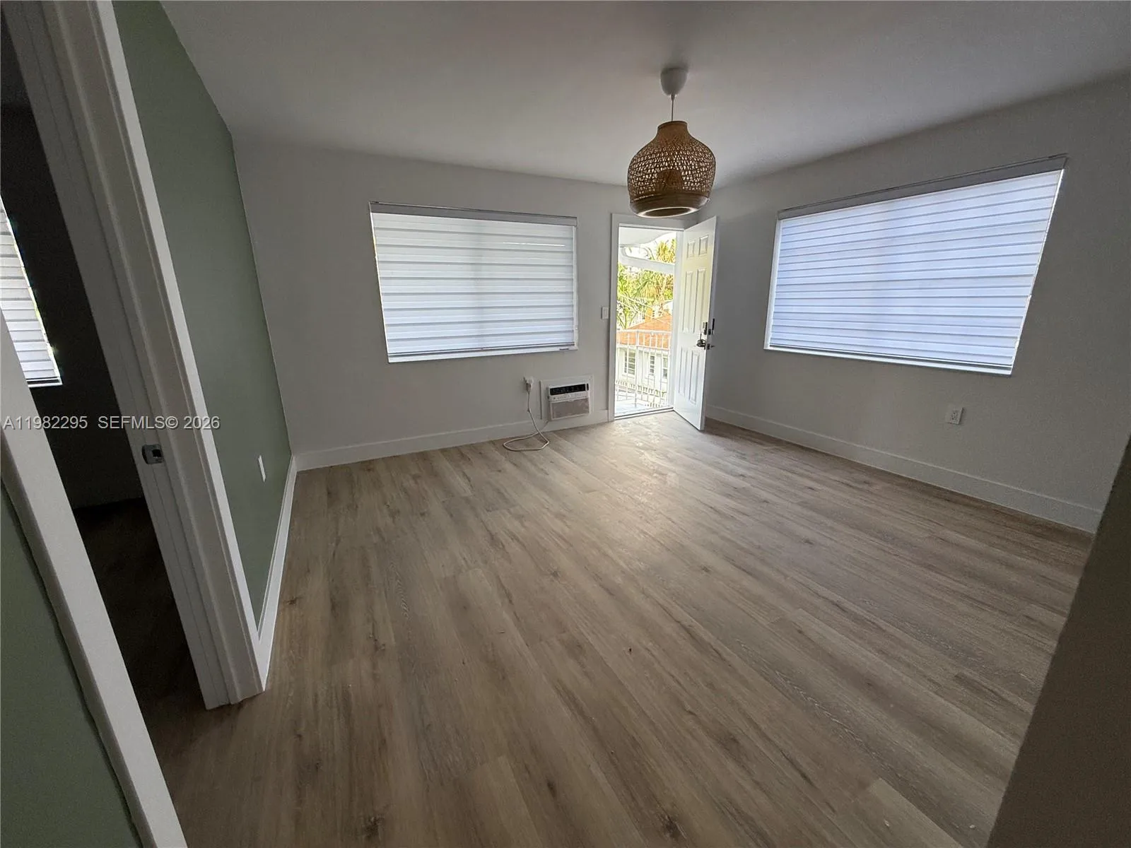 1300 Ne 110th St 8, Miami, Florida 33161, Miami, Florida 33161, 1 Bedroom Bedrooms, ,1 BathroomBathrooms,Residential Lease,For Rent,1300 Ne 110th St 8, Miami, Florida 33161,A11982295