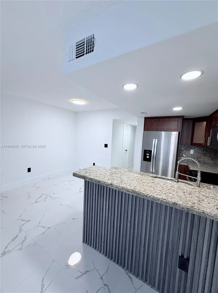 8660 Nw 5th Ter 15-108, Miami, Florida 33126, Miami, Florida 33126, 2 Bedrooms Bedrooms, ,2 BathroomsBathrooms,Residential,For Sale,8660 Nw 5th Ter 15-108, Miami, Florida 33126,A11995638