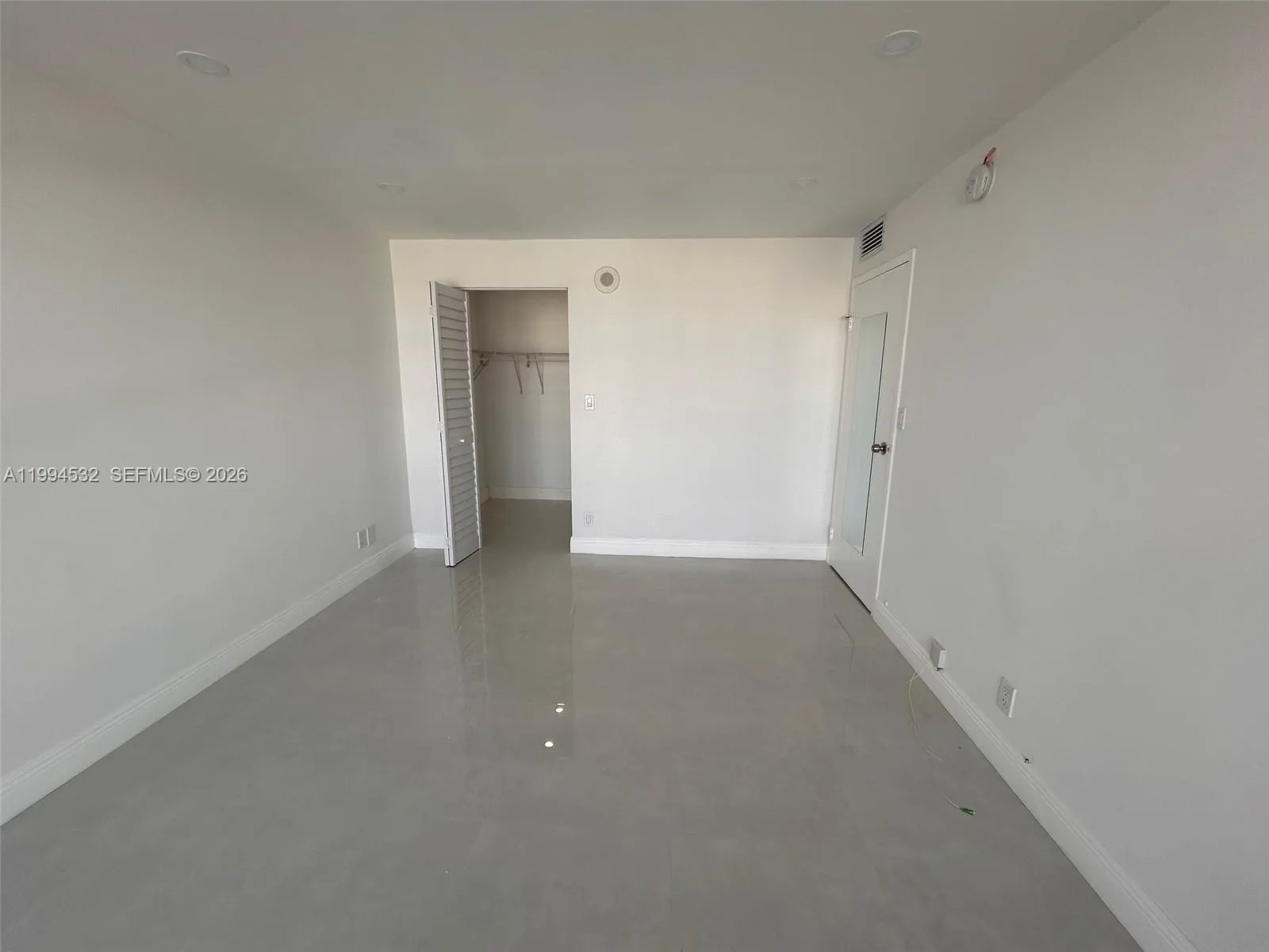17021 N Bay Rd 1004, Sunny Isles Beach, Florida 33, Sunny Isles Beach, Florida 33160, 1 Bedroom Bedrooms, ,1 BathroomBathrooms,Residential Lease,For Rent,17021 N Bay Rd 1004, Sunny Isles Beach, Florida 33,A11994532