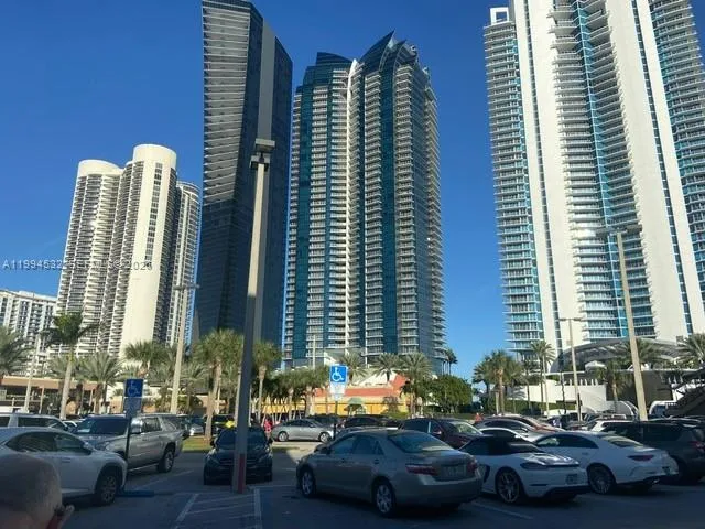 17021 N Bay Rd 1004, Sunny Isles Beach, Florida 33, Sunny Isles Beach, Florida 33160, 1 Bedroom Bedrooms, ,1 BathroomBathrooms,Residential Lease,For Rent,17021 N Bay Rd 1004, Sunny Isles Beach, Florida 33,A11994532