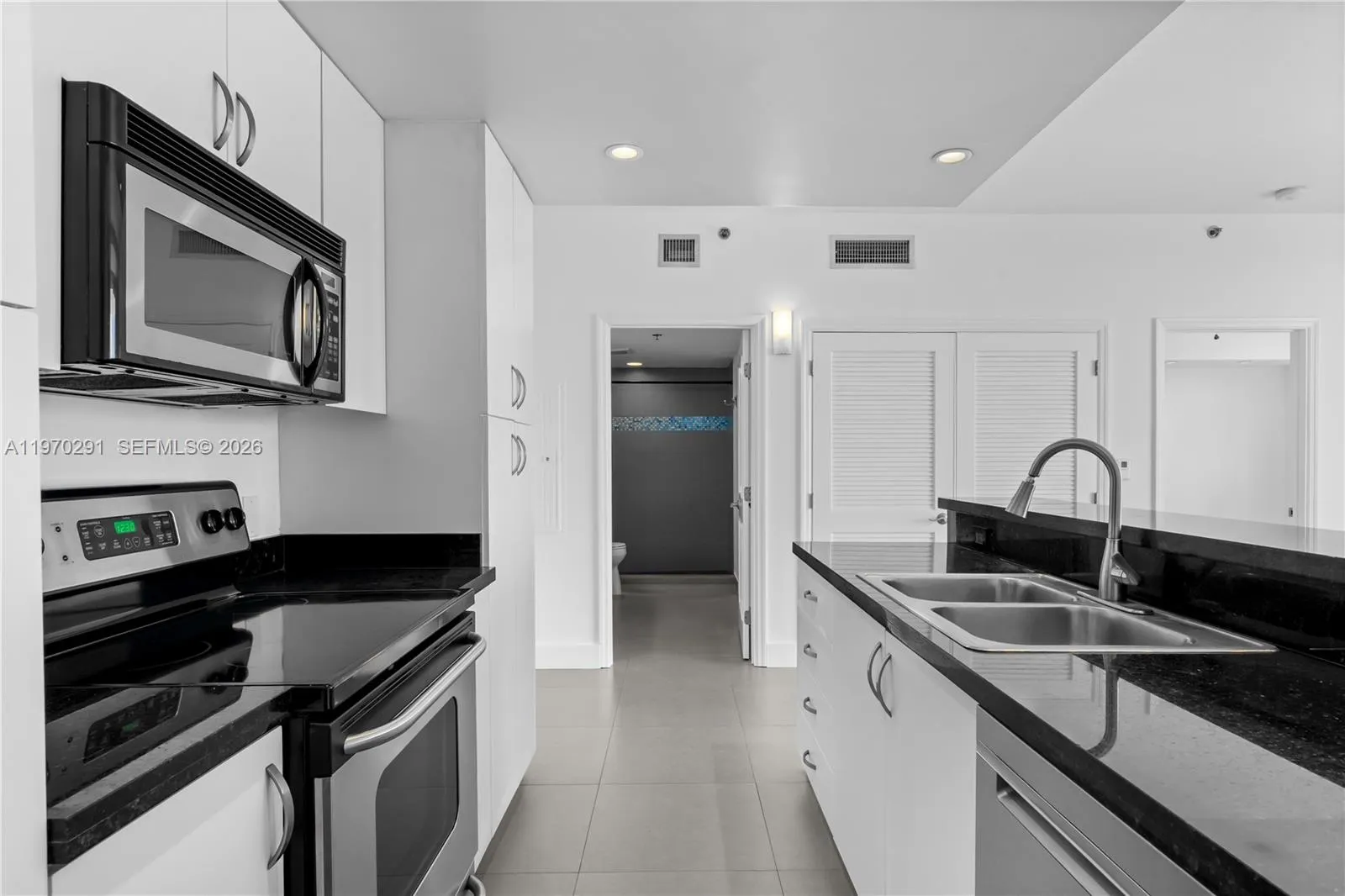 1401 Sw 22nd St 1503, Miami, Florida 33145, Miami, Florida 33145, 1 Bedroom Bedrooms, ,1 BathroomBathrooms,Residential,For Sale,1401 Sw 22nd St 1503, Miami, Florida 33145,A11970291