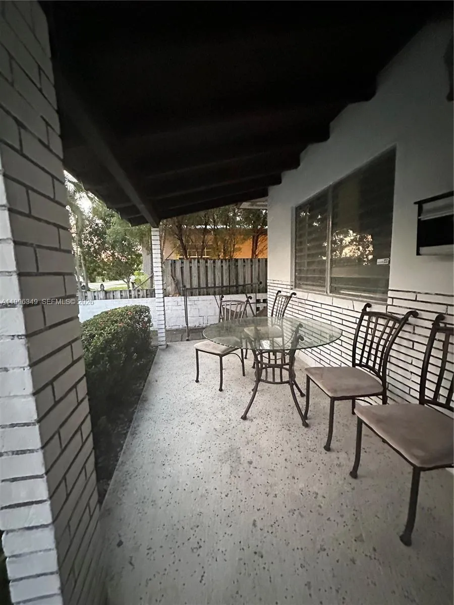 809 Ne 2nd St Unit 1-2, Hallandale Beach, Florida, Hallandale Beach, Florida 33009, ,Residential Income,For Sale,809 Ne 2nd St Unit 1-2, Hallandale Beach, Florida ,A11996349