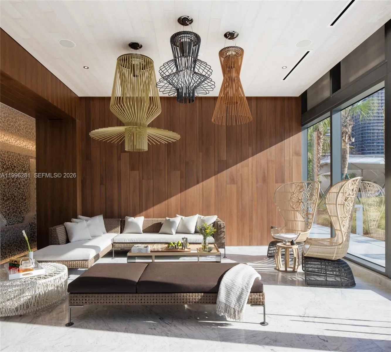 68 Se 6th St 2104, Miami, Florida 33131, Miami, Florida 33131, 3 Bedrooms Bedrooms, ,3 BathroomsBathrooms,Residential Lease,For Rent,68 Se 6th St 2104, Miami, Florida 33131,A11996281