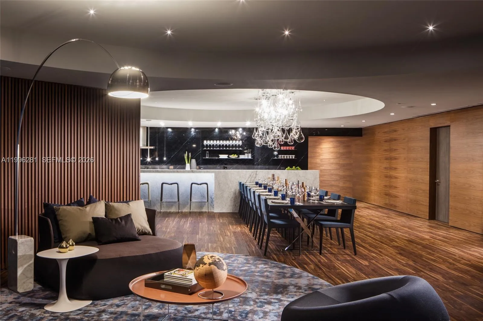 68 Se 6th St 2104, Miami, Florida 33131, Miami, Florida 33131, 3 Bedrooms Bedrooms, ,3 BathroomsBathrooms,Residential Lease,For Rent,68 Se 6th St 2104, Miami, Florida 33131,A11996281