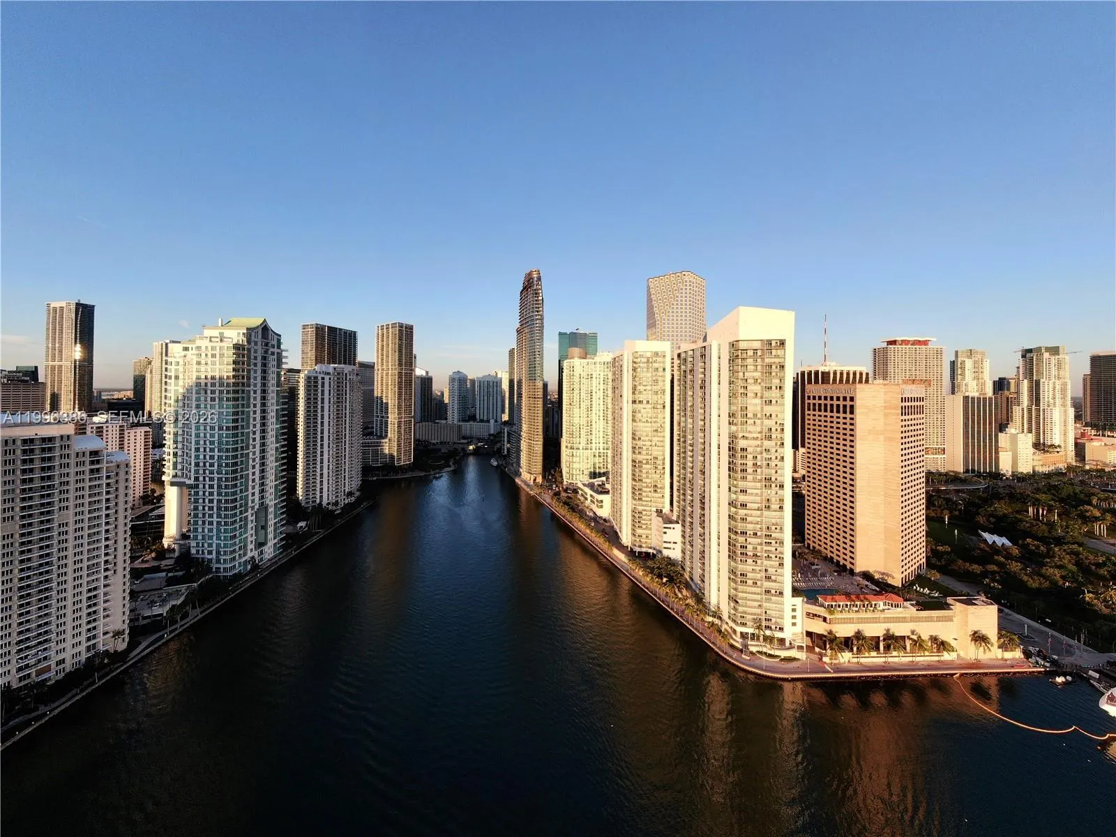 325 S Biscayne Blvd 2220, Miami, Florida 33131, Miami, Florida 33131, 1 Bedroom Bedrooms, ,1 BathroomBathrooms,Residential Lease,For Rent,325 S Biscayne Blvd 2220, Miami, Florida 33131,A11996386