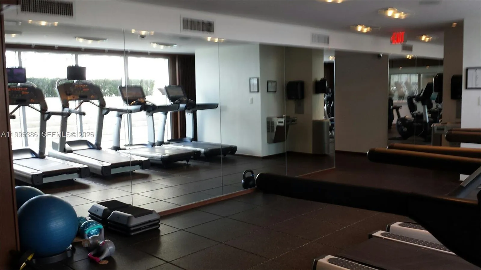 325 S Biscayne Blvd 2220, Miami, Florida 33131, Miami, Florida 33131, 1 Bedroom Bedrooms, ,1 BathroomBathrooms,Residential Lease,For Rent,325 S Biscayne Blvd 2220, Miami, Florida 33131,A11996386