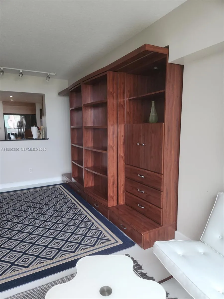 325 S Biscayne Blvd 2220, Miami, Florida 33131, Miami, Florida 33131, 1 Bedroom Bedrooms, ,1 BathroomBathrooms,Residential Lease,For Rent,325 S Biscayne Blvd 2220, Miami, Florida 33131,A11996386