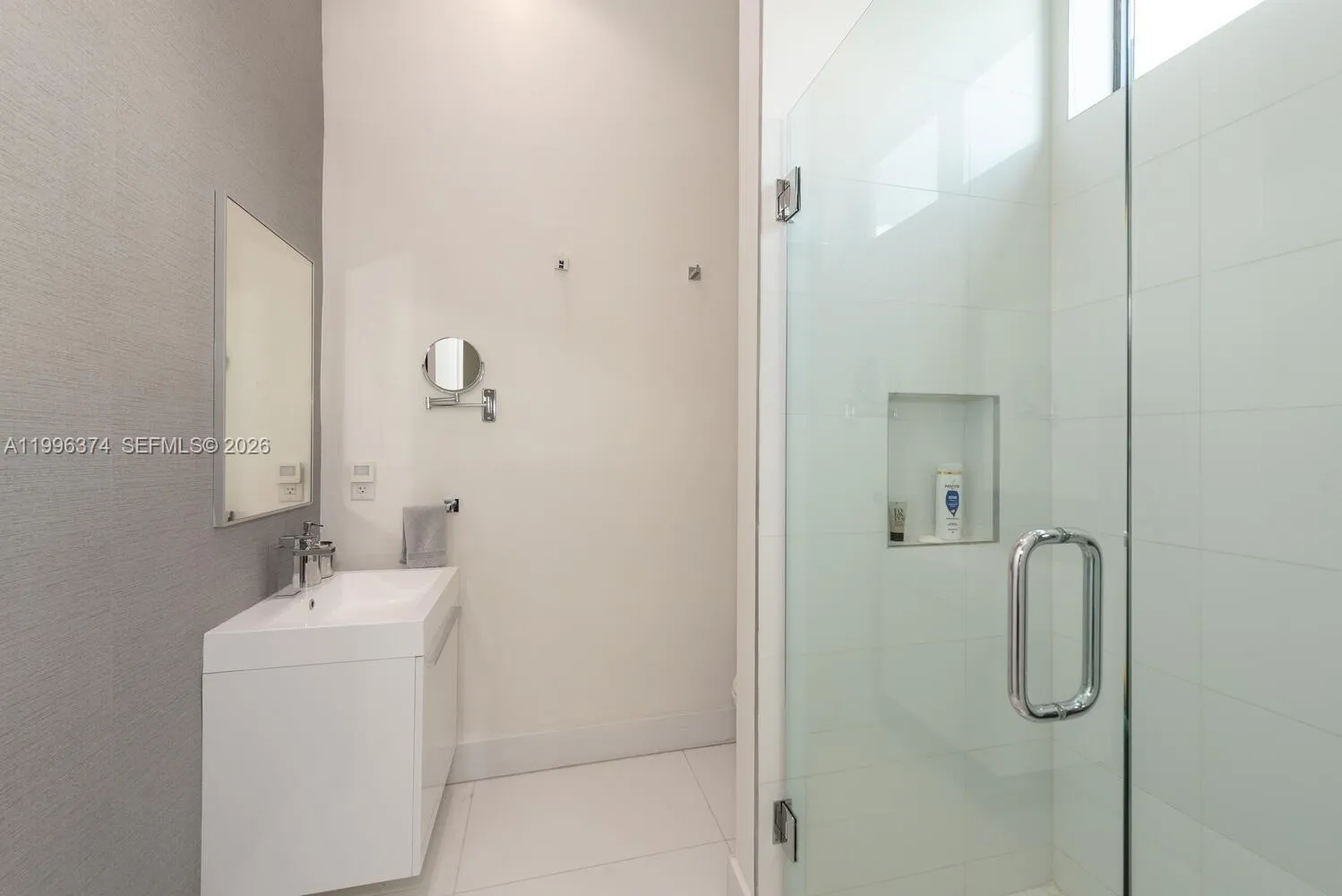 13145 Coronado Ln, North Miami, Florida 33181, North Miami, Florida 33181, 8 Bedrooms Bedrooms, ,8 BathroomsBathrooms,Residential,For Sale,13145 Coronado Ln, North Miami, Florida 33181,A11996374