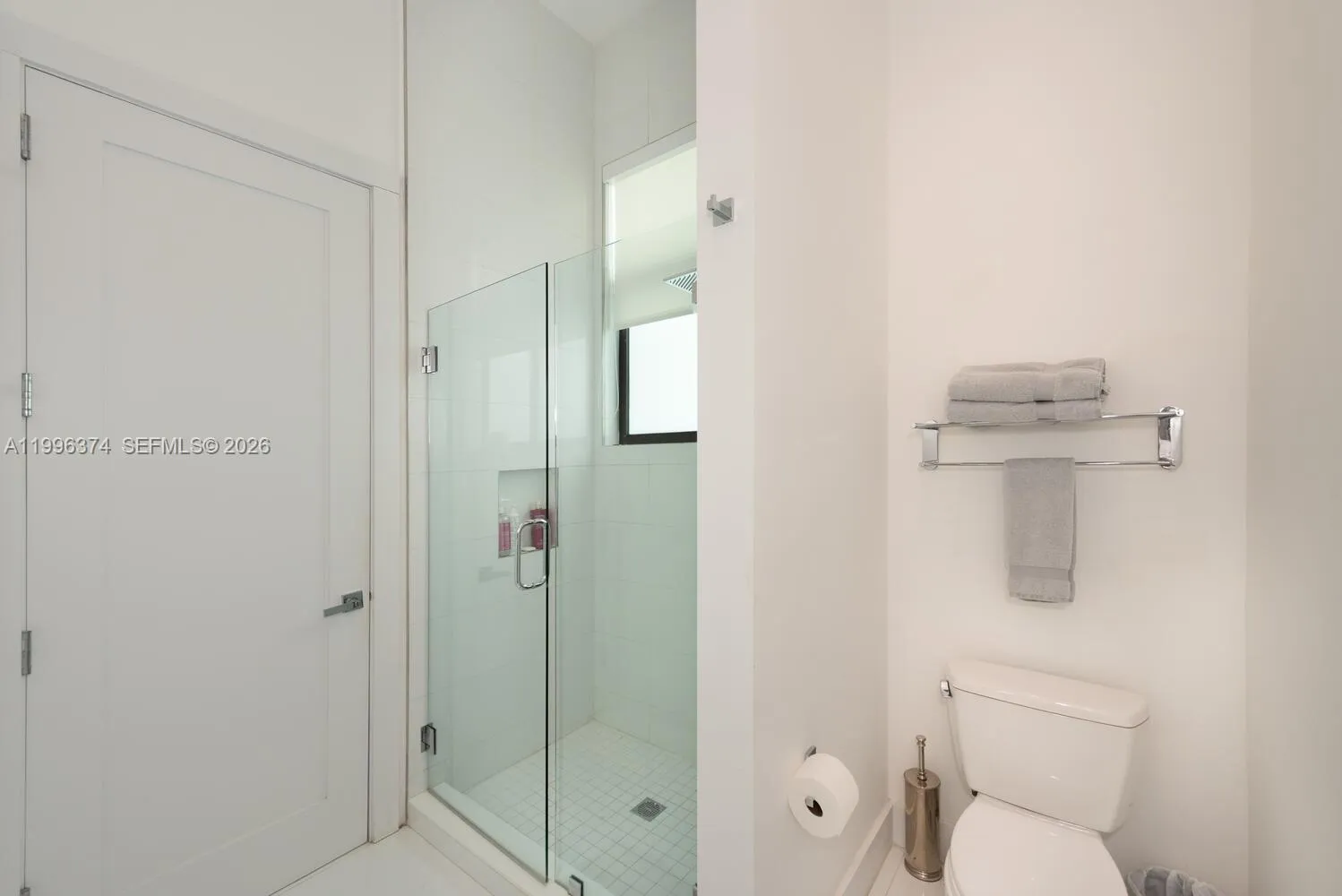 13145 Coronado Ln, North Miami, Florida 33181, North Miami, Florida 33181, 8 Bedrooms Bedrooms, ,8 BathroomsBathrooms,Residential,For Sale,13145 Coronado Ln, North Miami, Florida 33181,A11996374