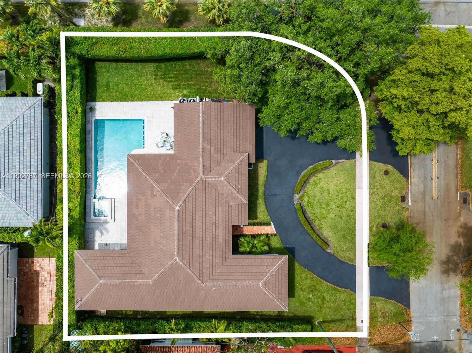 1540 Urbino Ave, Coral Gables, Florida 33146, Coral Gables, Florida 33146, 4 Bedrooms Bedrooms, ,3 BathroomsBathrooms,Residential,For Sale,1540 Urbino Ave, Coral Gables, Florida 33146,A11992787