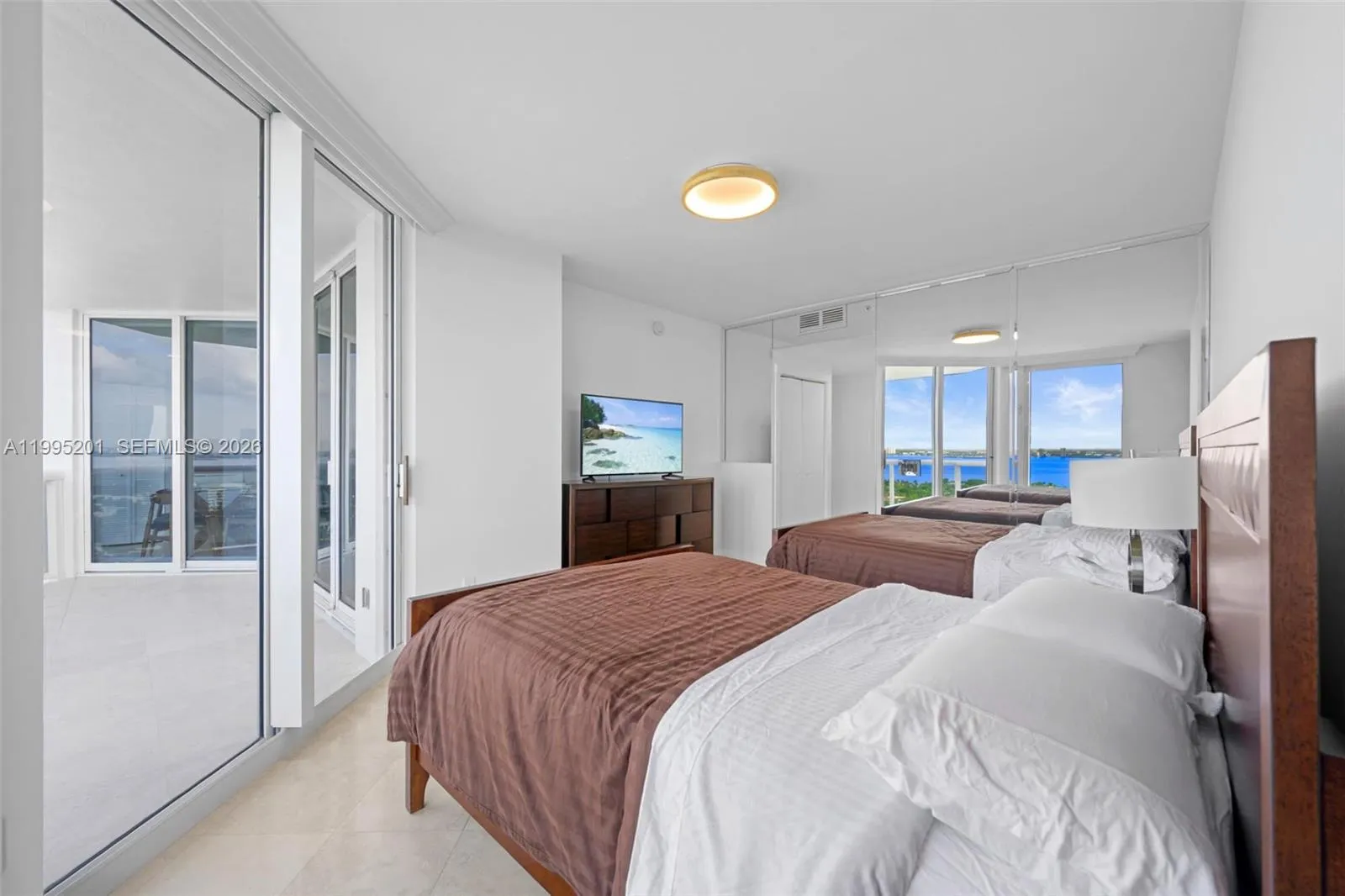 4779 Collins Ave 3206, Miami Beach, Florida 33140, Miami Beach, Florida 33140, 1 Bedroom Bedrooms, ,2 BathroomsBathrooms,Residential Lease,For Rent,4779 Collins Ave 3206, Miami Beach, Florida 33140,A11995201