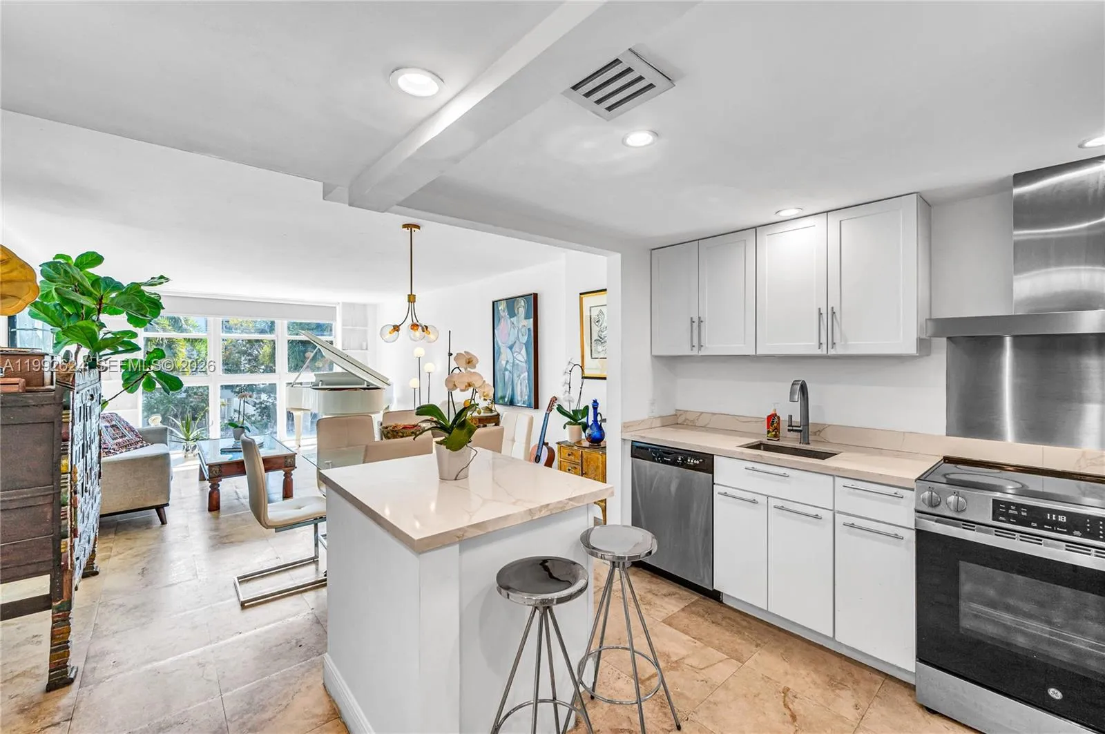 1228 West Ave 209, Miami Beach, Florida 33139, Miami Beach, Florida 33139, 1 Bedroom Bedrooms, ,1 BathroomBathrooms,Residential,For Sale,1228 West Ave 209, Miami Beach, Florida 33139,A11992624