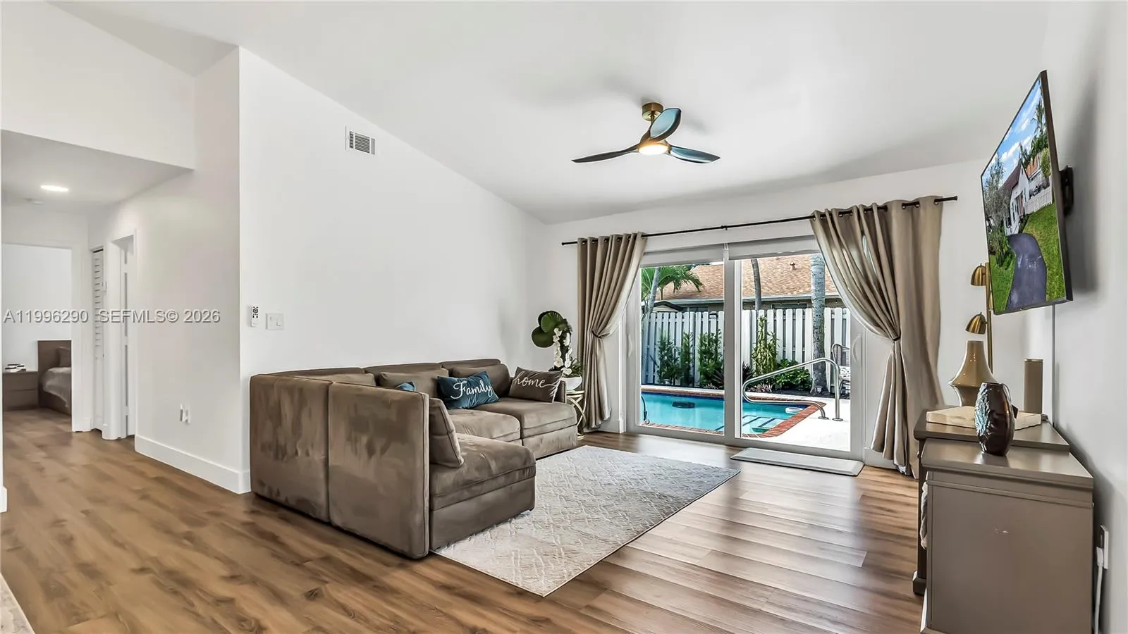 651 Shiloh Ter 651, Davie, Florida 33325, Davie, Florida 33325, 3 Bedrooms Bedrooms, ,2 BathroomsBathrooms,Residential Lease,For Rent,651 Shiloh Ter 651, Davie, Florida 33325,A11996290