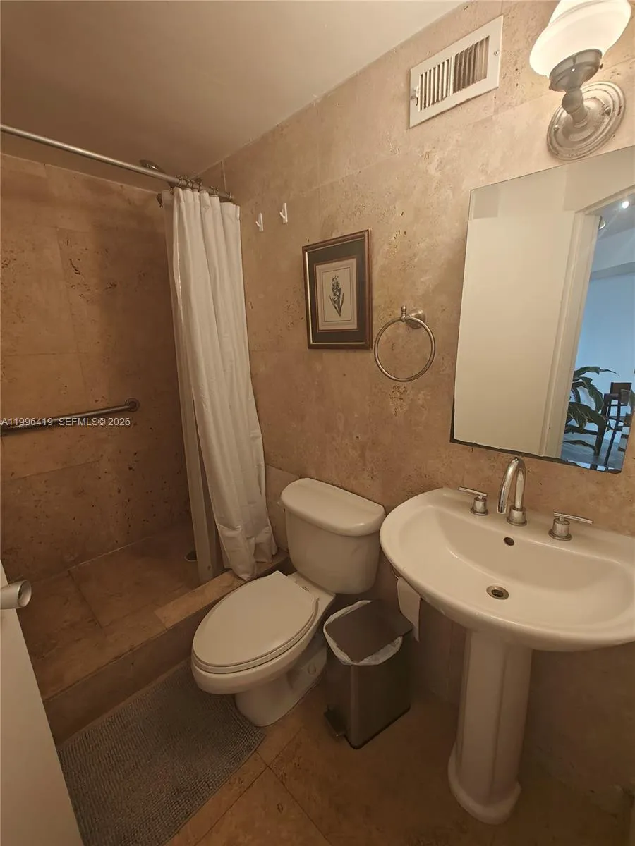 801 Brickell Bay Dr 1961, Miami, Florida 33131, Miami, Florida 33131, 2 Bedrooms Bedrooms, ,2 BathroomsBathrooms,Residential,For Sale,801 Brickell Bay Dr 1961, Miami, Florida 33131,A11996419