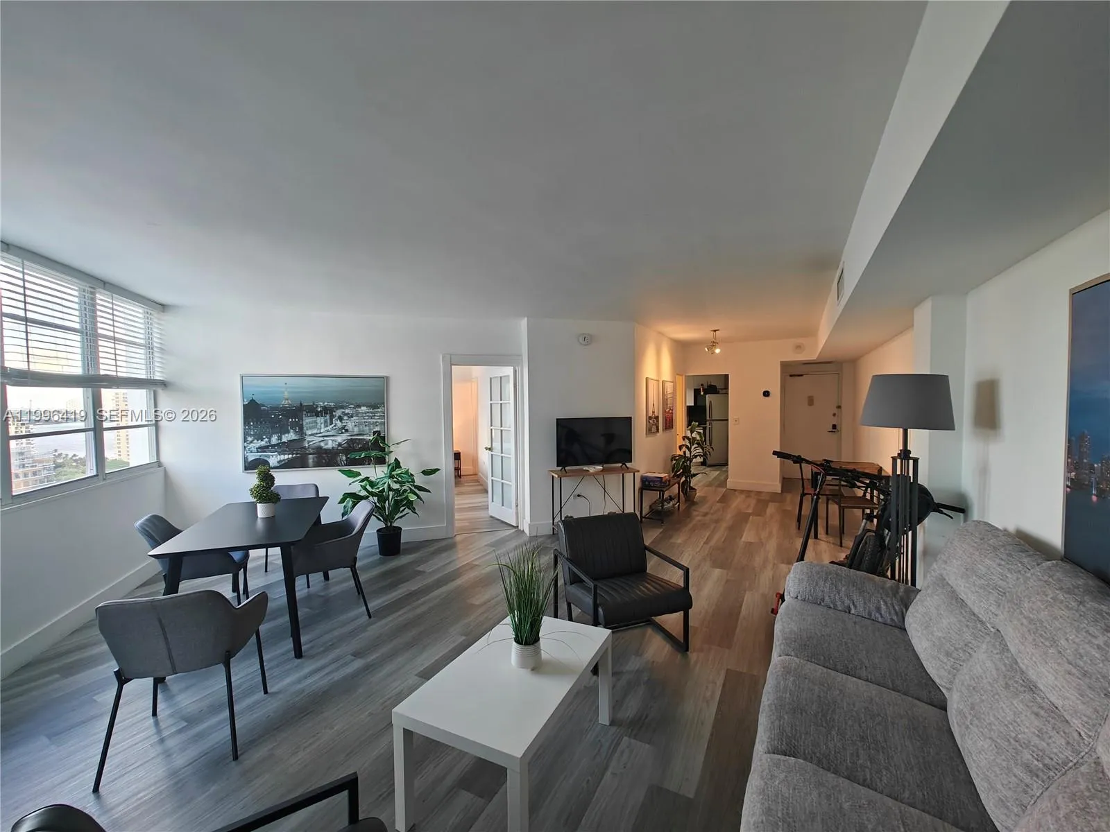 801 Brickell Bay Dr 1961, Miami, Florida 33131, Miami, Florida 33131, 2 Bedrooms Bedrooms, ,2 BathroomsBathrooms,Residential,For Sale,801 Brickell Bay Dr 1961, Miami, Florida 33131,A11996419