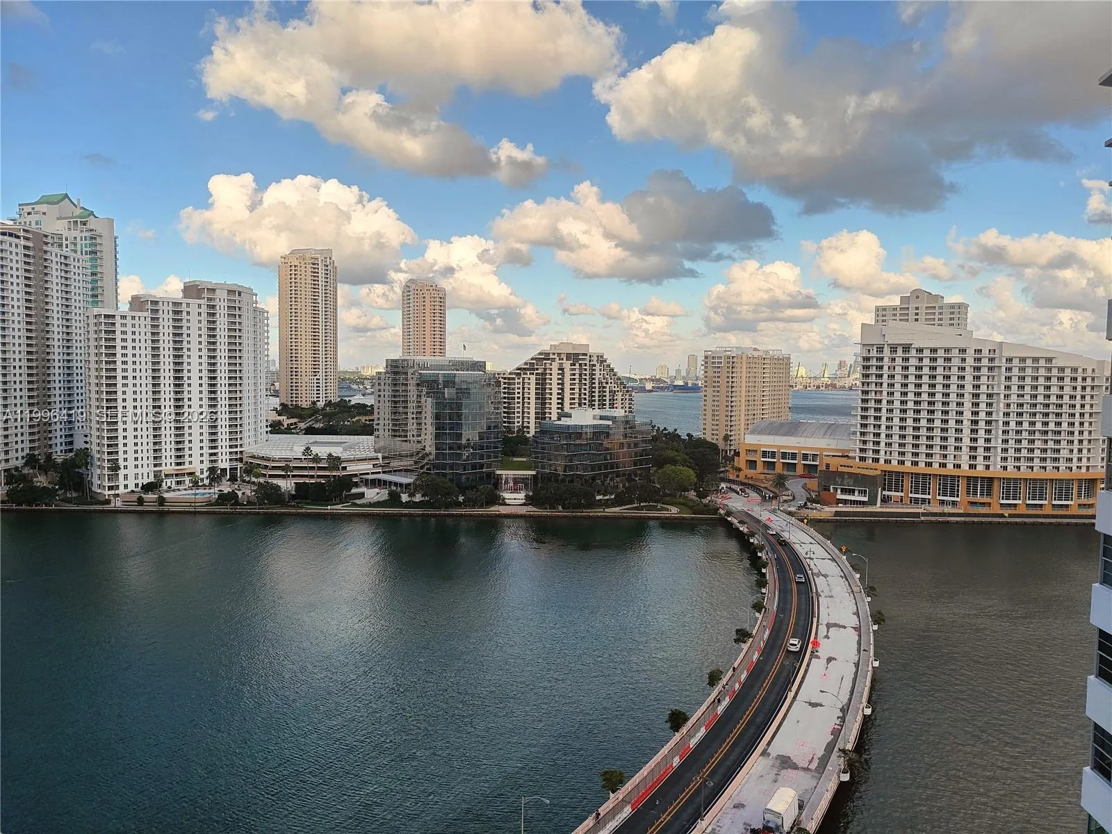 801 Brickell Bay Dr 1961, Miami, Florida 33131, Miami, Florida 33131, 2 Bedrooms Bedrooms, ,2 BathroomsBathrooms,Residential,For Sale,801 Brickell Bay Dr 1961, Miami, Florida 33131,A11996419