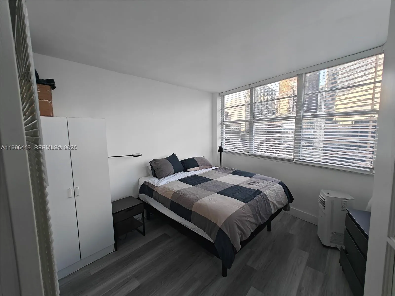 801 Brickell Bay Dr 1961, Miami, Florida 33131, Miami, Florida 33131, 2 Bedrooms Bedrooms, ,2 BathroomsBathrooms,Residential,For Sale,801 Brickell Bay Dr 1961, Miami, Florida 33131,A11996419