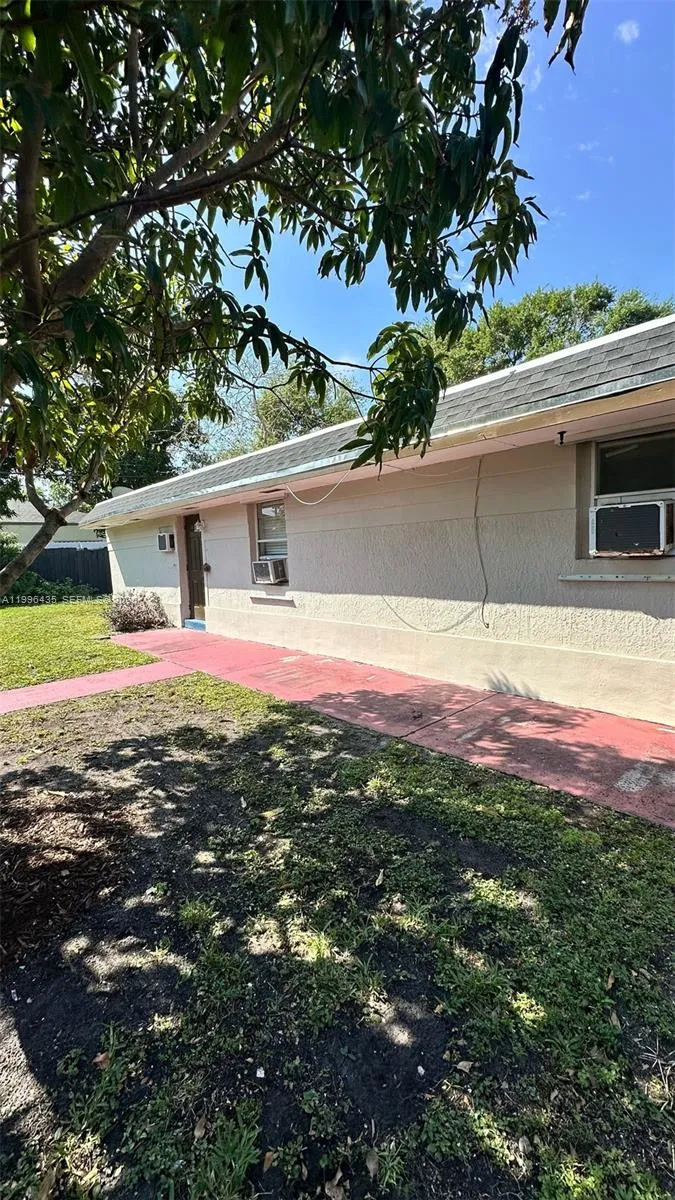 715 Sw 6th St, Dania Beach, Florida 33004, Dania Beach, Florida 33004, ,Residential Income,For Sale,715 Sw 6th St, Dania Beach, Florida 33004,A11996435
