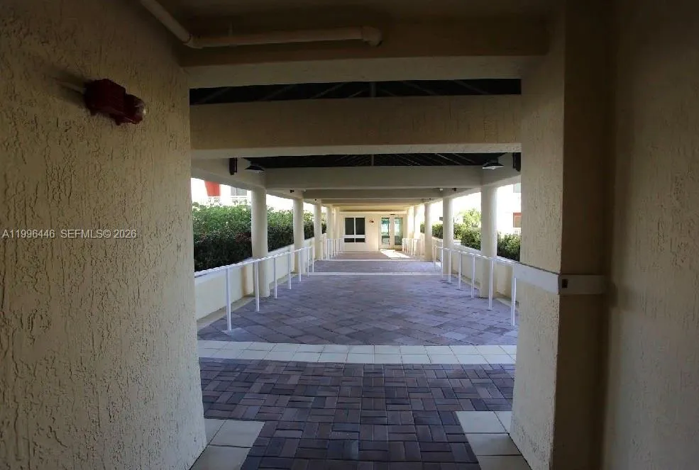 7350 Sw 89th St 1102s, Miami, Florida 33156, Miami, Florida 33156, 2 Bedrooms Bedrooms, ,2 BathroomsBathrooms,Residential,For Sale,7350 Sw 89th St 1102s, Miami, Florida 33156,A11996446