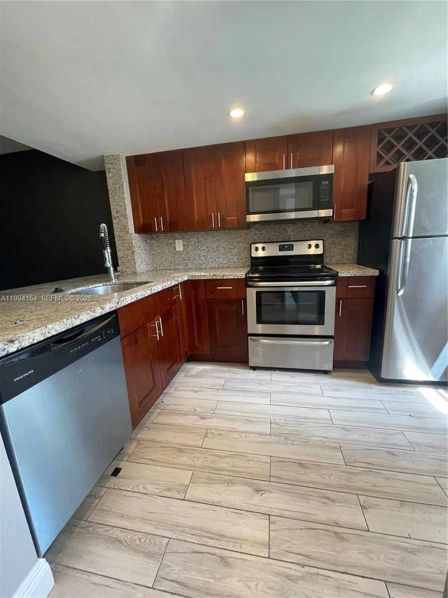 5200 Nw 31st Ave 43, Fort Lauderdale, Florida 3330, Fort Lauderdale, Florida 33309, 1 Bedroom Bedrooms, ,1 BathroomBathrooms,Residential Lease,For Rent,5200 Nw 31st Ave 43, Fort Lauderdale, Florida 3330,A11994154