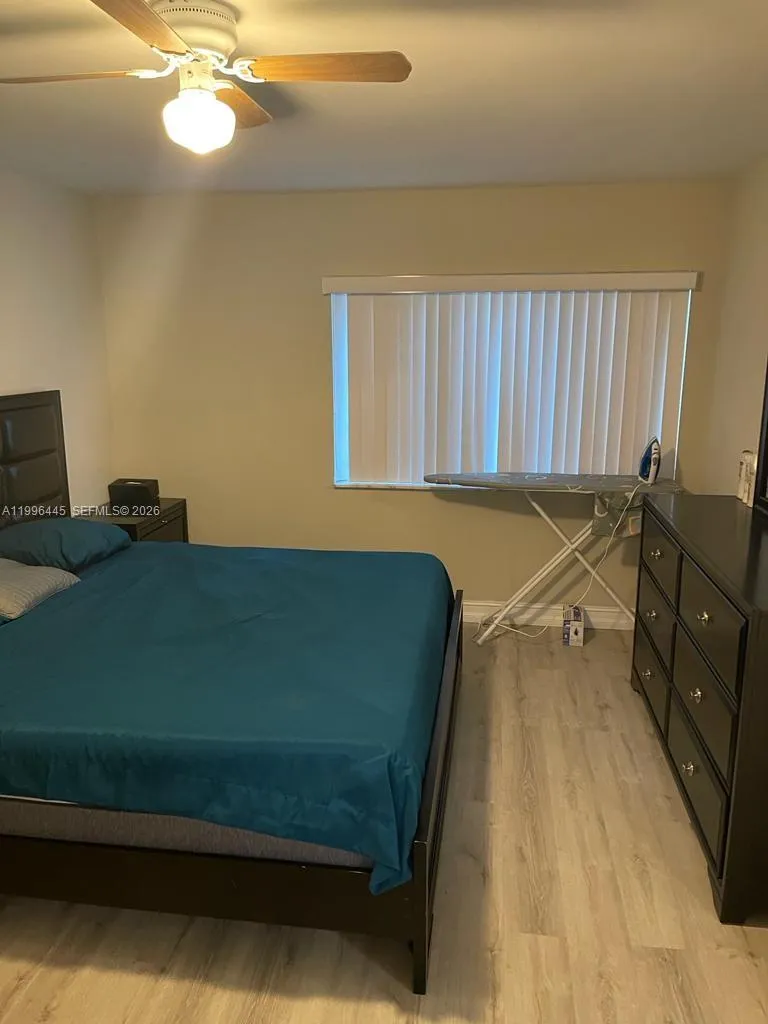 100 Lakeview Dr 207, Weston, Florida 33326, Weston, Florida 33326, 2 Bedrooms Bedrooms, ,2 BathroomsBathrooms,Residential Lease,For Rent,100 Lakeview Dr 207, Weston, Florida 33326,A11996445