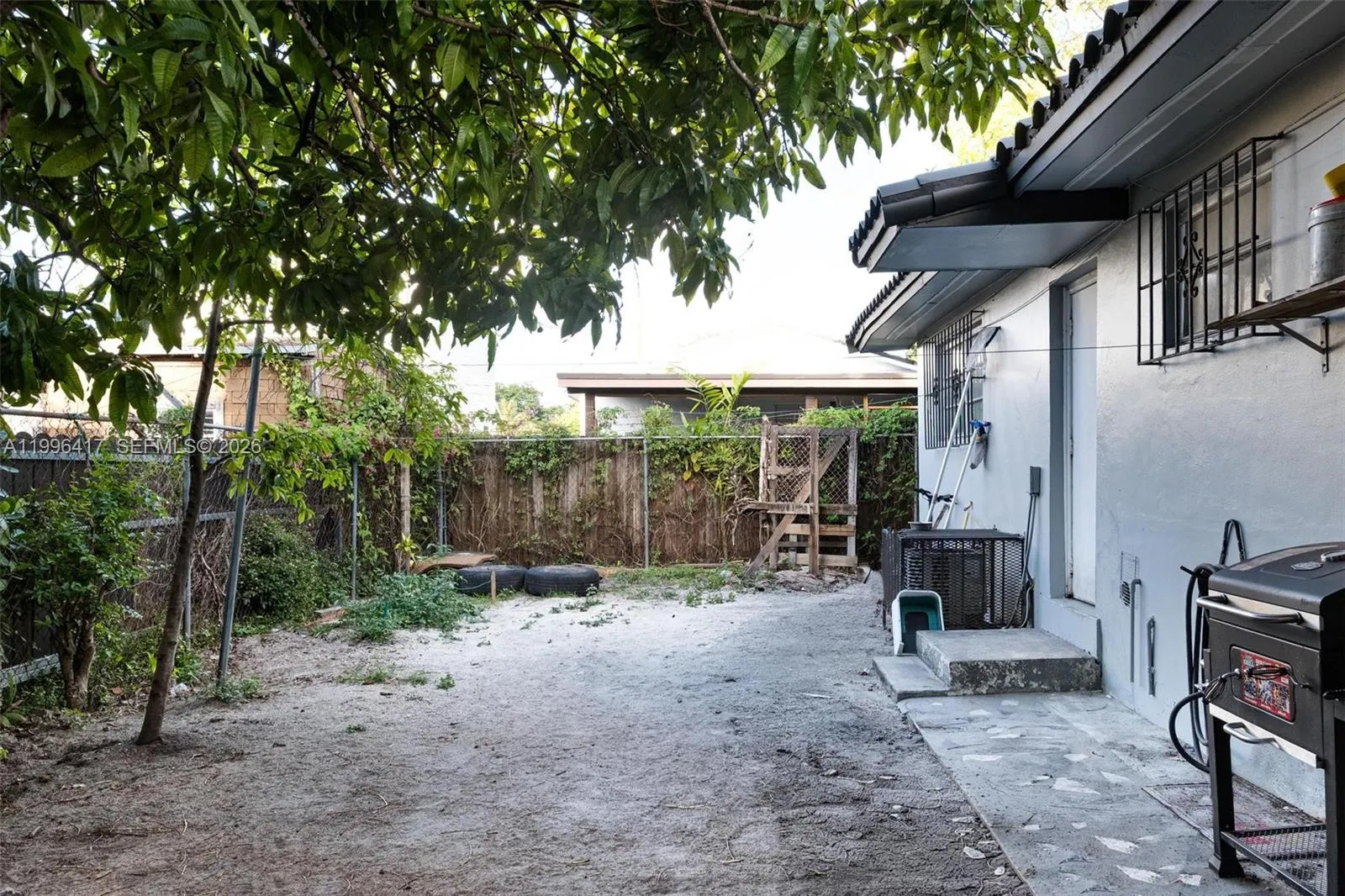 1519 Nw 40th St, Miami, Florida 33142, Miami, Florida 33142, ,Residential Income,For Sale,1519 Nw 40th St, Miami, Florida 33142,A11996417