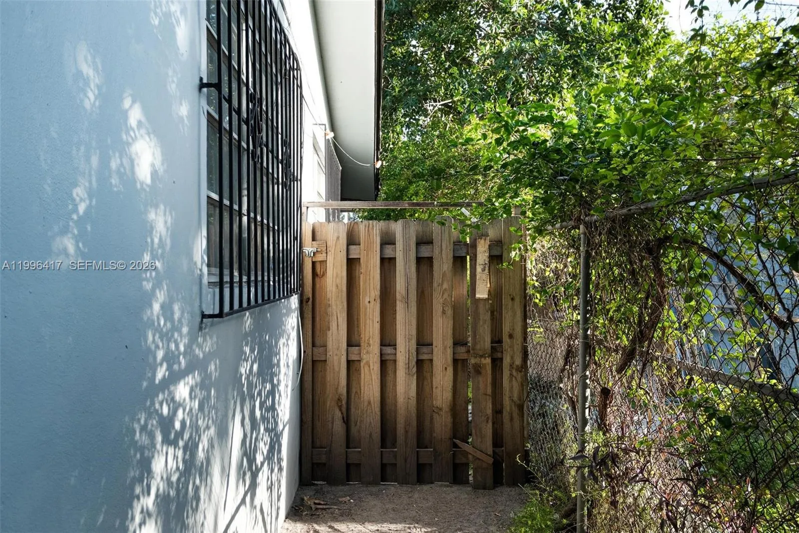 1519 Nw 40th St, Miami, Florida 33142, Miami, Florida 33142, ,Residential Income,For Sale,1519 Nw 40th St, Miami, Florida 33142,A11996417