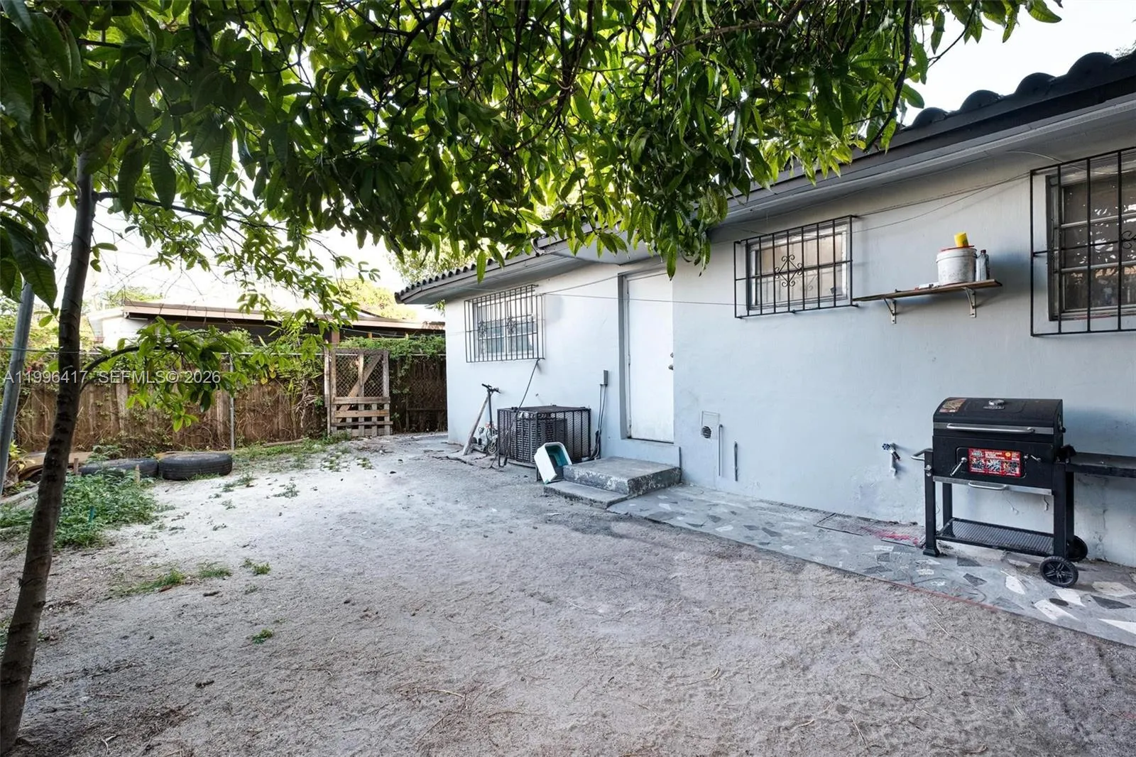 1519 Nw 40th St, Miami, Florida 33142, Miami, Florida 33142, ,Residential Income,For Sale,1519 Nw 40th St, Miami, Florida 33142,A11996417