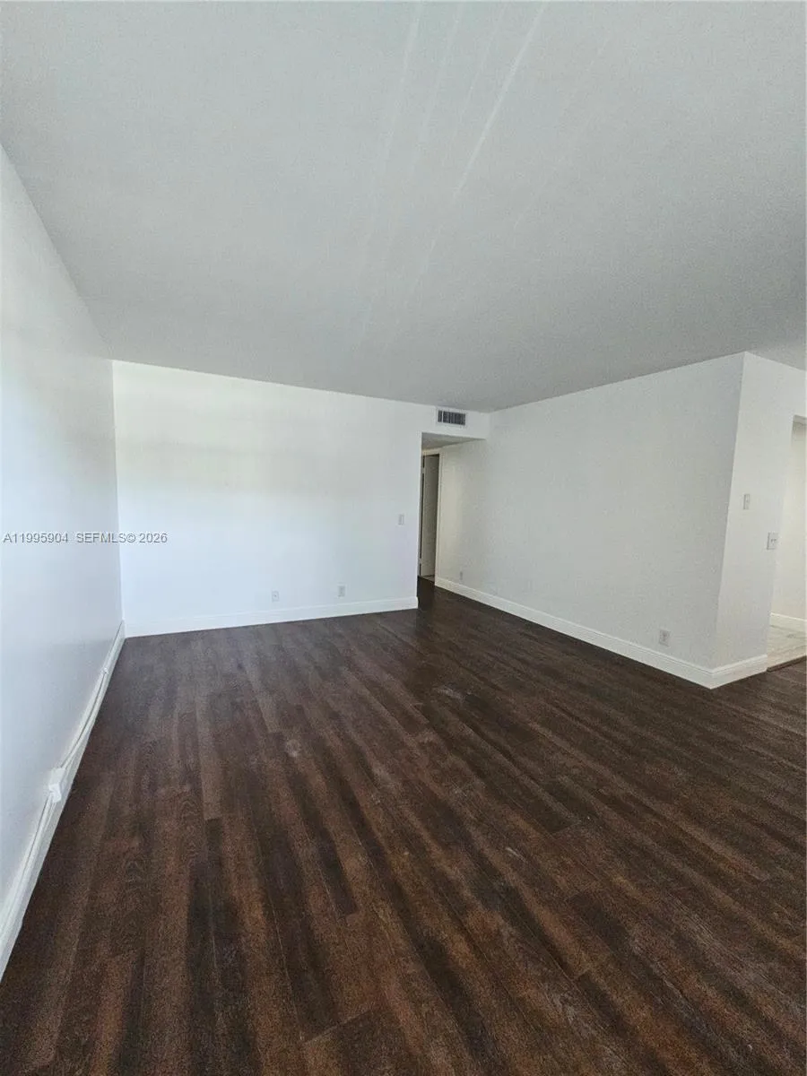 800 Sw 131st Ave 210f, Pembroke Pines, Florida 330, Pembroke Pines, Florida 33027, 2 Bedrooms Bedrooms, ,1 BathroomBathrooms,Residential Lease,For Rent,800 Sw 131st Ave 210f, Pembroke Pines, Florida 330,A11995904