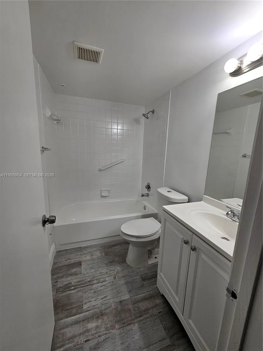 800 Sw 131st Ave 210f, Pembroke Pines, Florida 330, Pembroke Pines, Florida 33027, 2 Bedrooms Bedrooms, ,1 BathroomBathrooms,Residential Lease,For Rent,800 Sw 131st Ave 210f, Pembroke Pines, Florida 330,A11995904