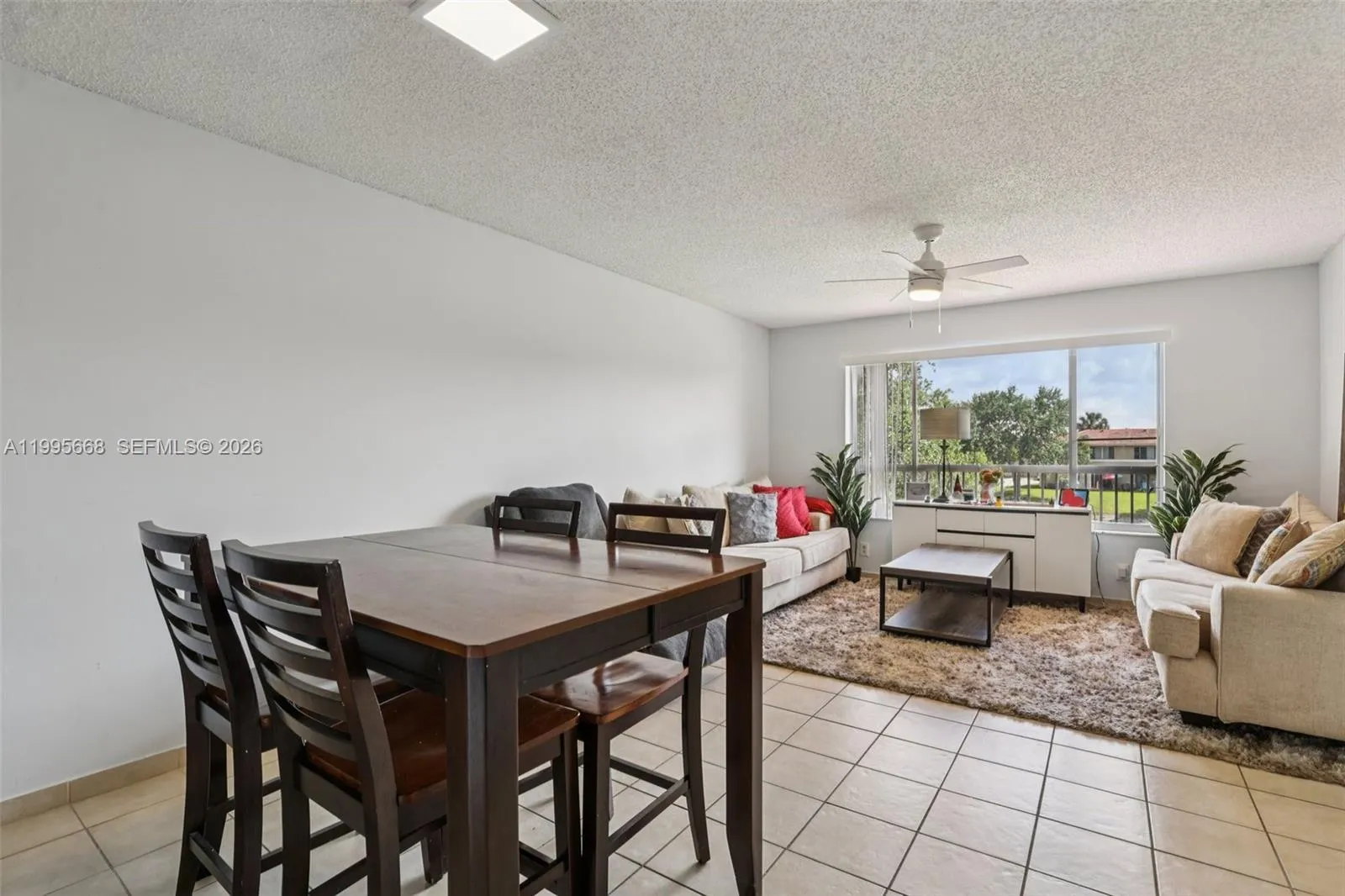 9930 Twin Lakes Dr 7-l, Coral Springs, Florida 330, Coral Springs, Florida 33071, 2 Bedrooms Bedrooms, ,2 BathroomsBathrooms,Residential,For Sale,9930 Twin Lakes Dr 7-l, Coral Springs, Florida 330,A11995668