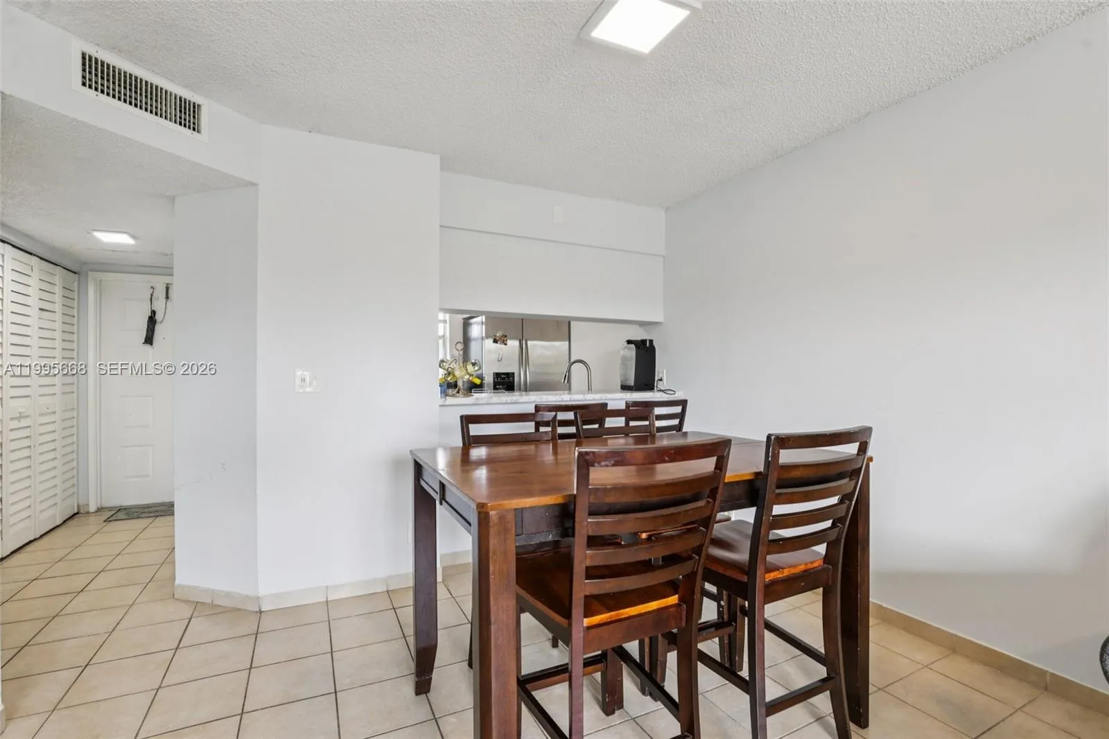 9930 Twin Lakes Dr 7-l, Coral Springs, Florida 330, Coral Springs, Florida 33071, 2 Bedrooms Bedrooms, ,2 BathroomsBathrooms,Residential,For Sale,9930 Twin Lakes Dr 7-l, Coral Springs, Florida 330,A11995668