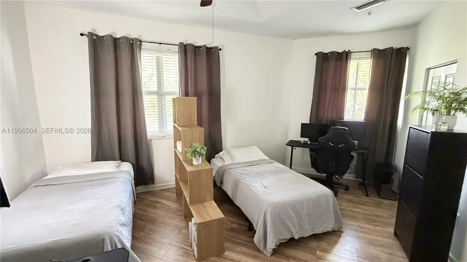 11605 Nw 89th St 220, Doral, Florida 33178, Doral, Florida 33178, 4 Bedrooms Bedrooms, ,2 BathroomsBathrooms,Residential,For Sale,11605 Nw 89th St 220, Doral, Florida 33178,A11996504