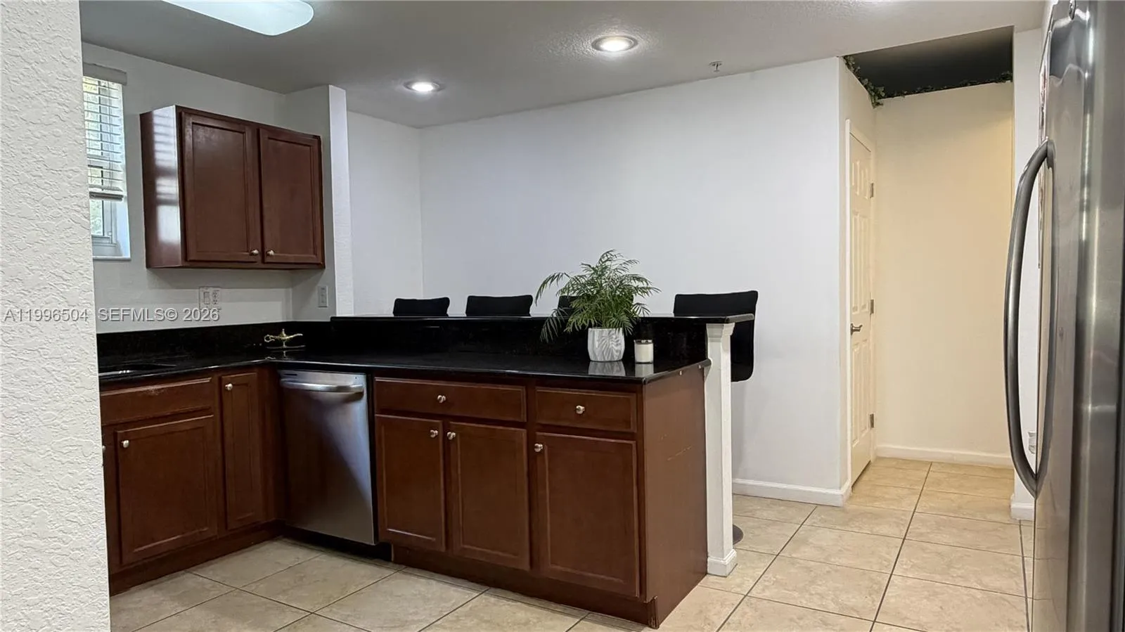 11605 Nw 89th St 220, Doral, Florida 33178, Doral, Florida 33178, 4 Bedrooms Bedrooms, ,2 BathroomsBathrooms,Residential,For Sale,11605 Nw 89th St 220, Doral, Florida 33178,A11996504