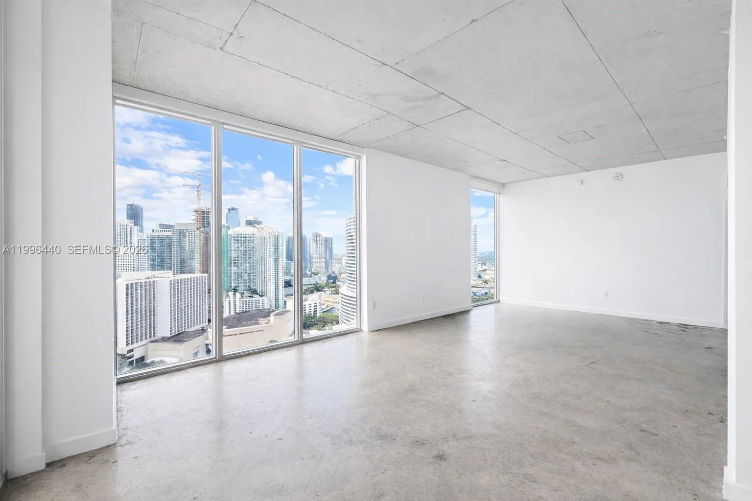 151 Se 1st St 3001, Miami, Florida 33131, Miami, Florida 33131, 2 Bedrooms Bedrooms, ,2 BathroomsBathrooms,Residential,For Sale,151 Se 1st St 3001, Miami, Florida 33131,A11996440